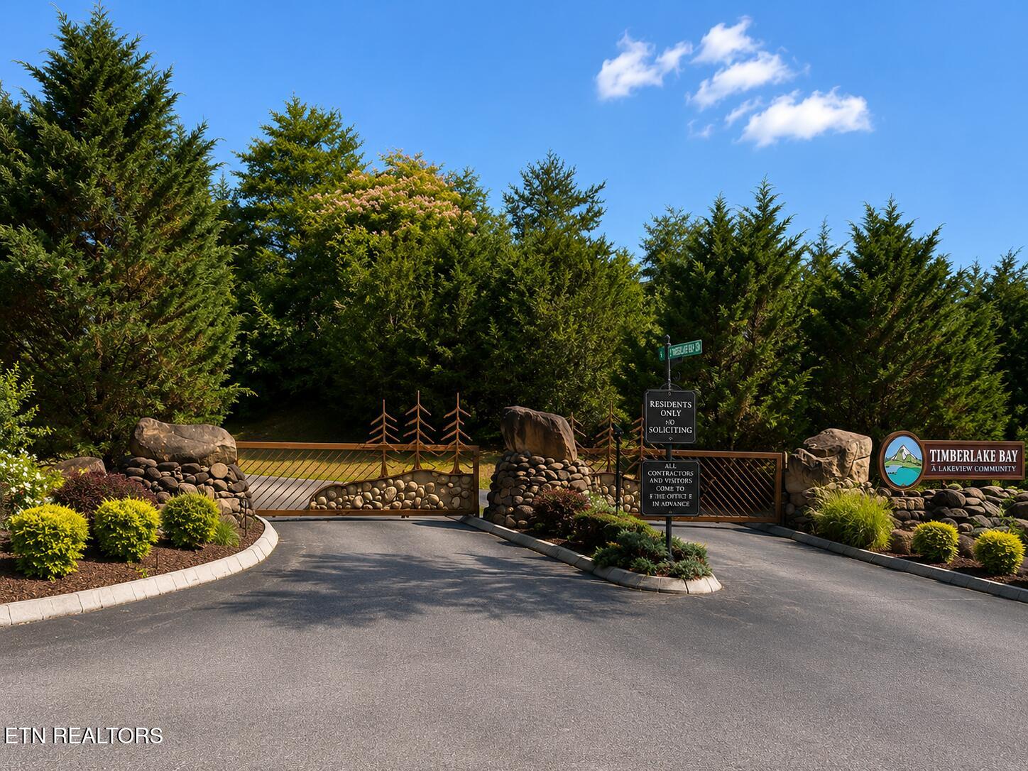 1122 Sanctuary Shores Way Sevierville TN 37876