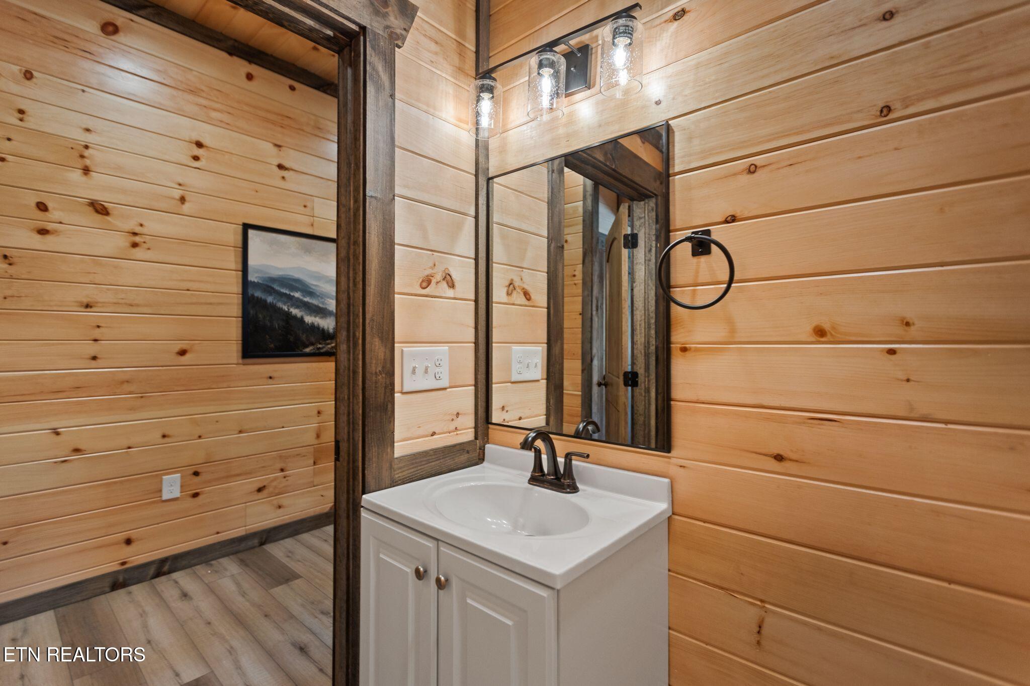 1122 Sanctuary Shores Way Sevierville TN 37876