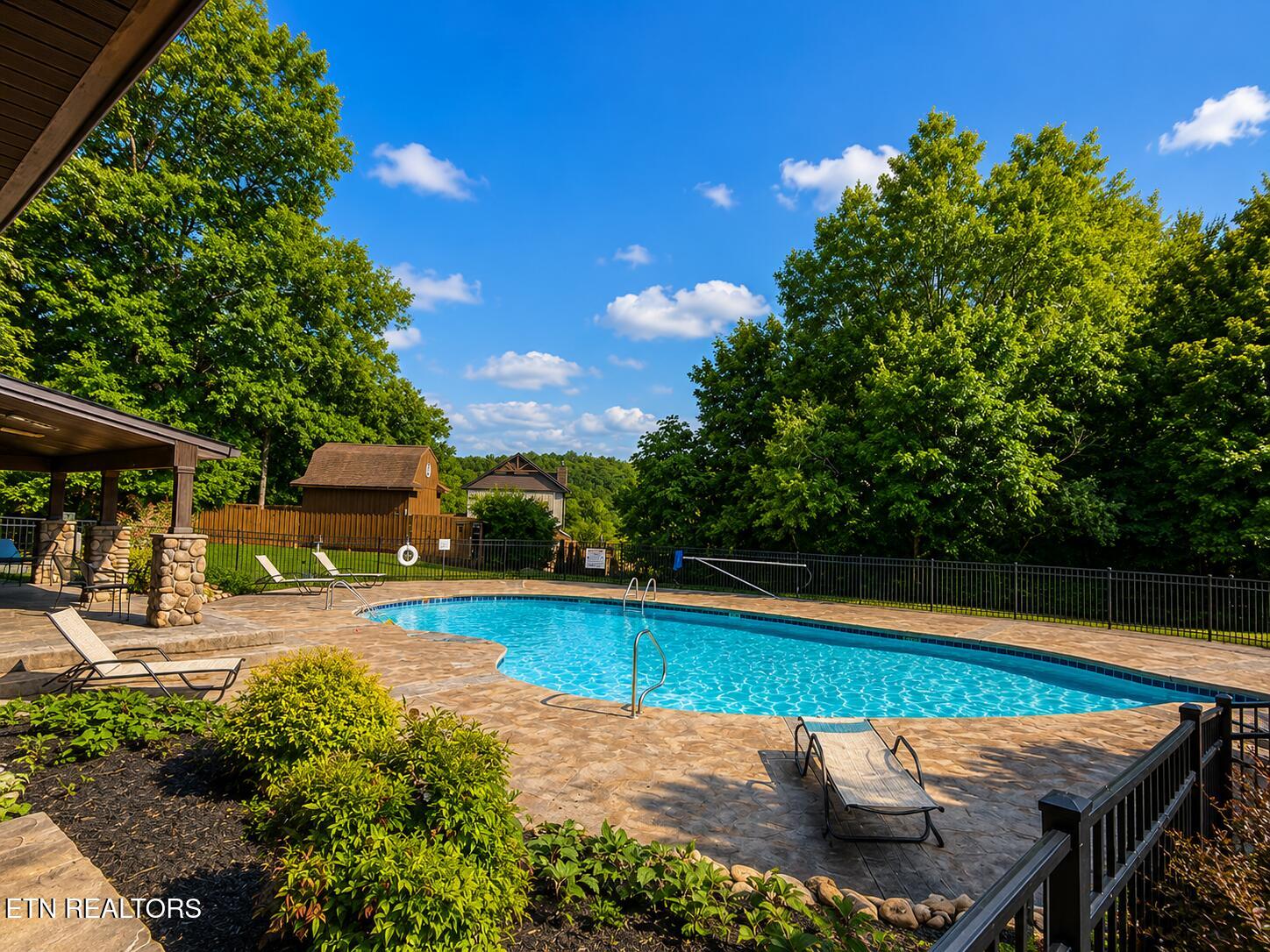 1122 Sanctuary Shores Way Sevierville TN 37876