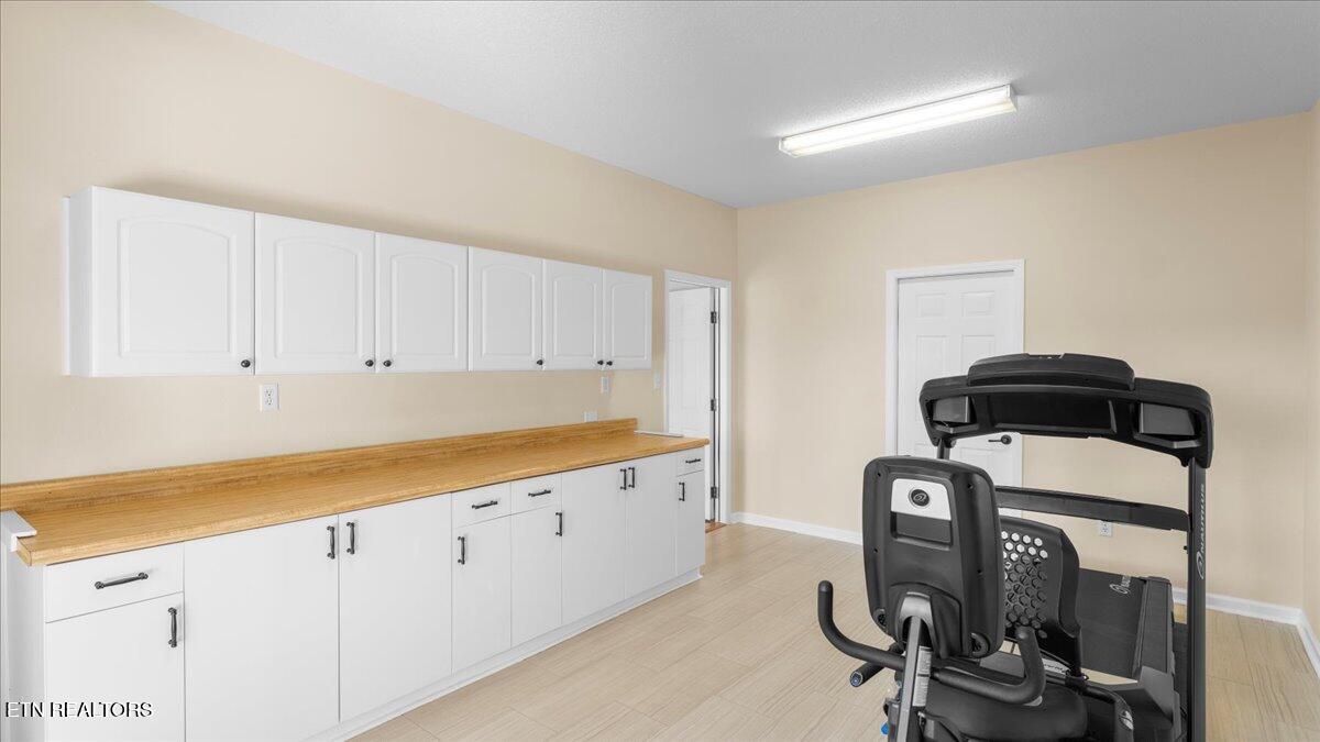 219 Tuhdegwa Lane Loudon TN 37774