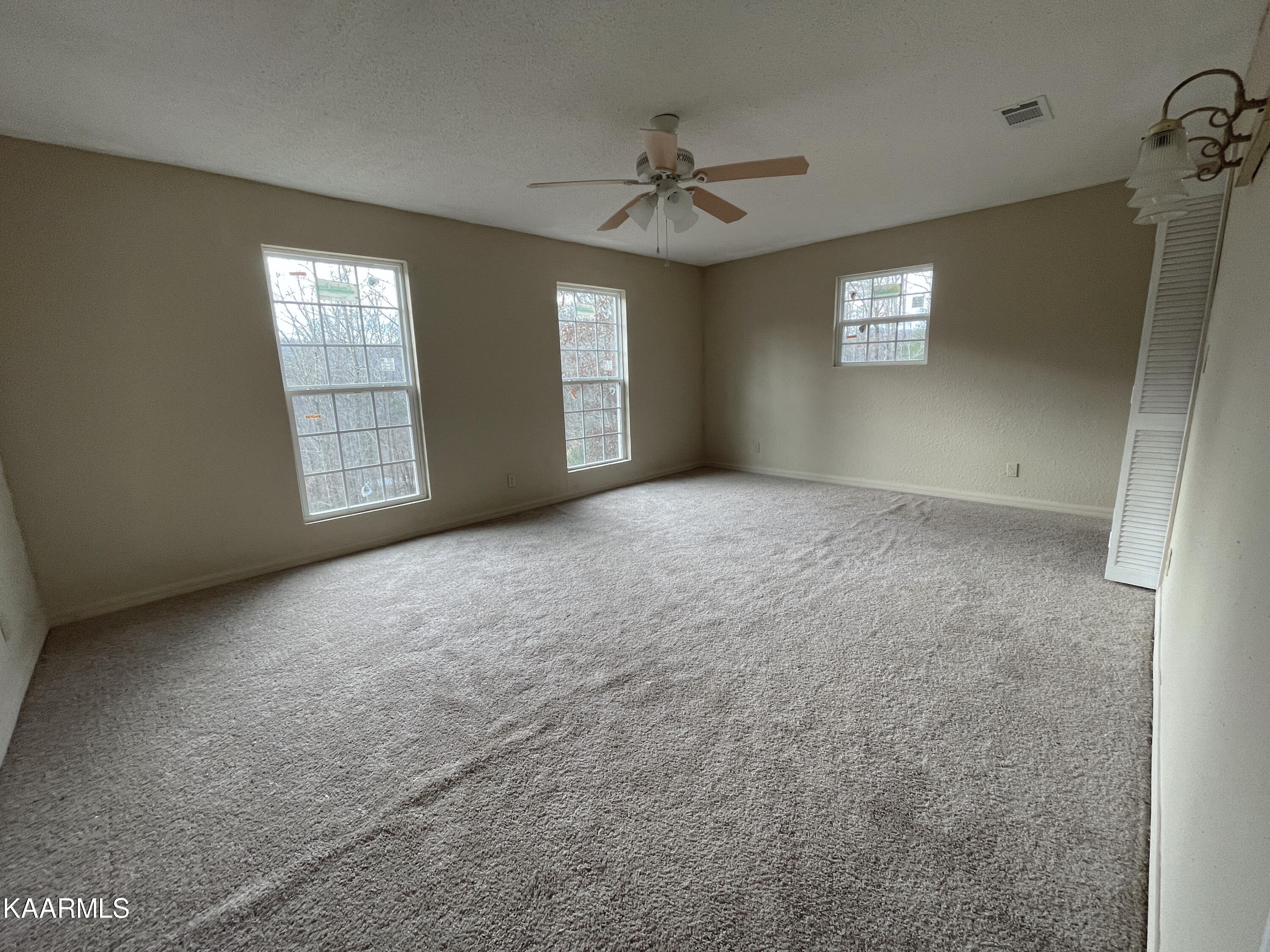 816 Barker Branch Del Rio TN 37727