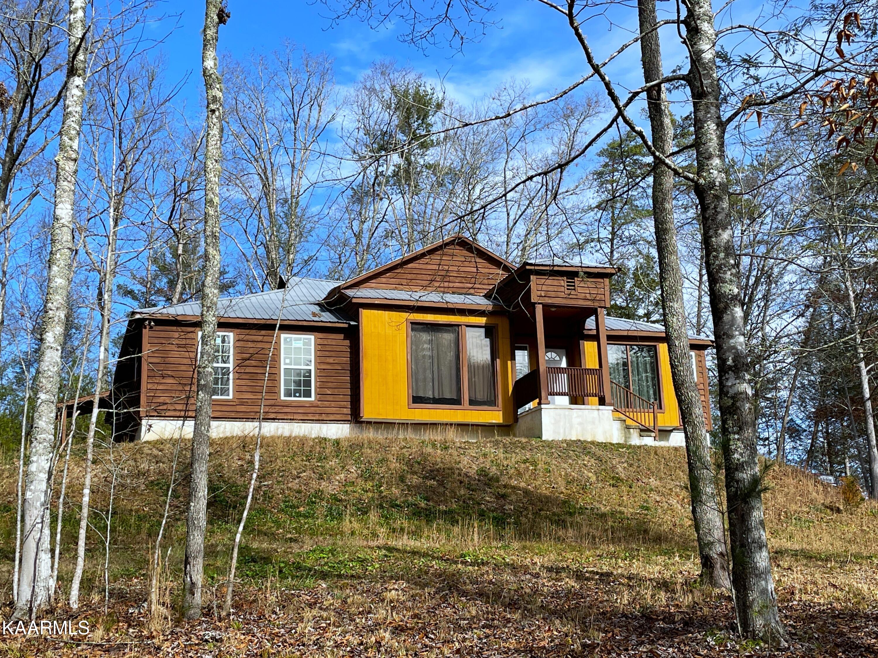 816 Barker Branch Del Rio TN 37727