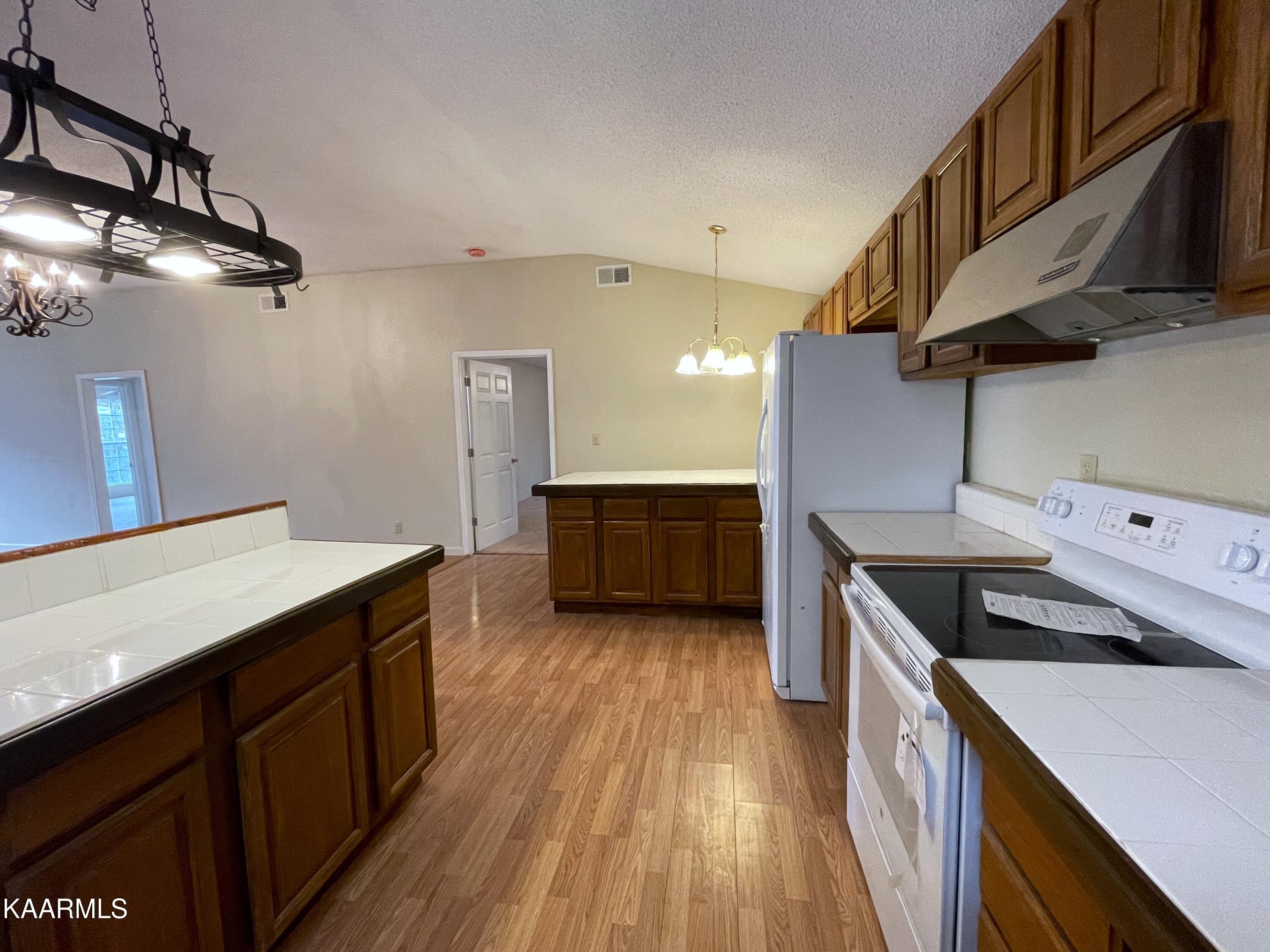 816 Barker Branch Del Rio TN 37727