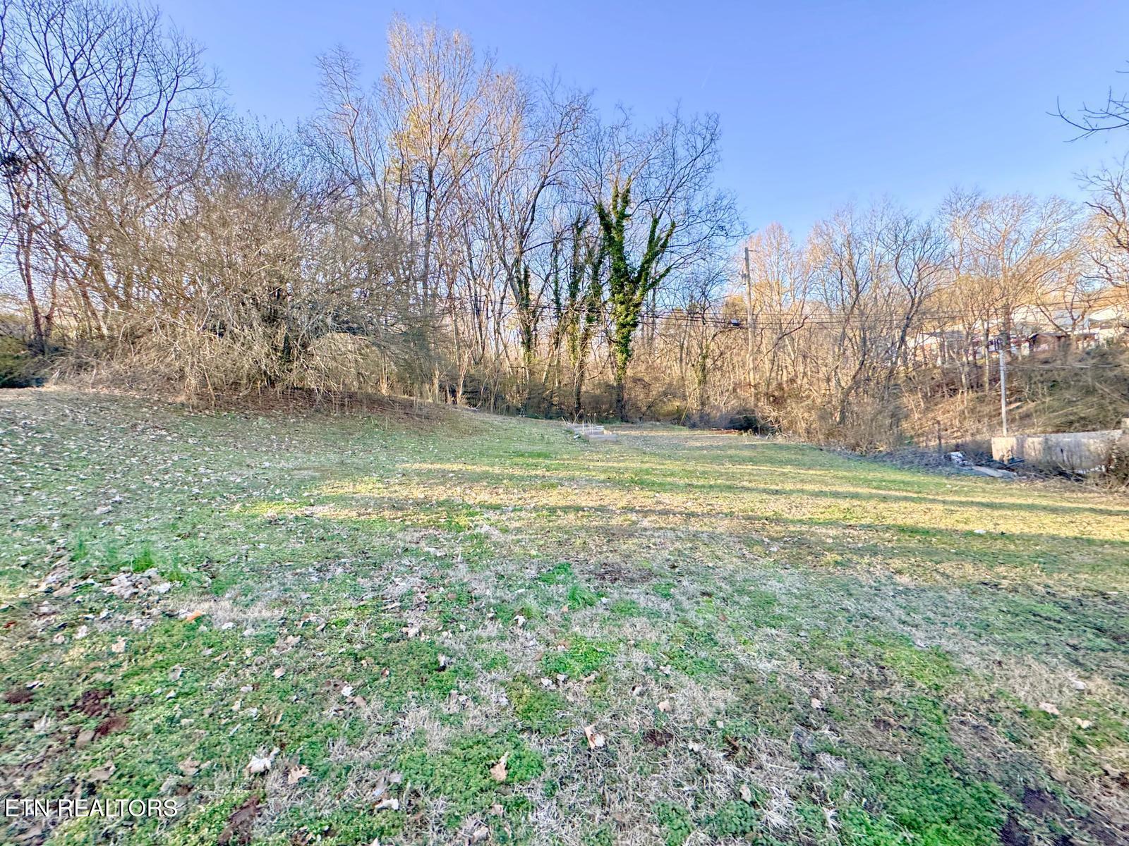 1107 W Broadway Street Lenoir City TN 37771