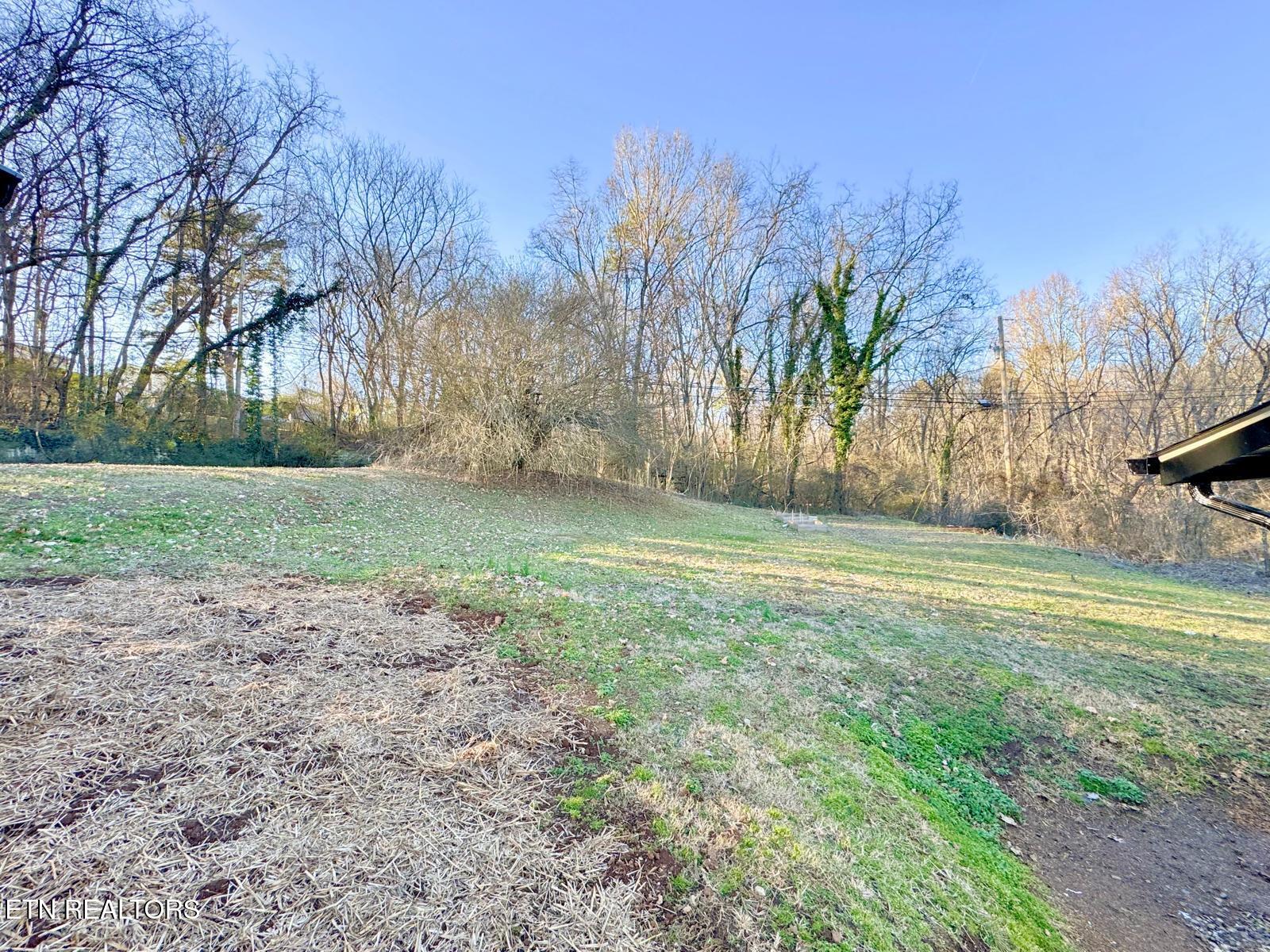 1107 W Broadway Street Lenoir City TN 37771