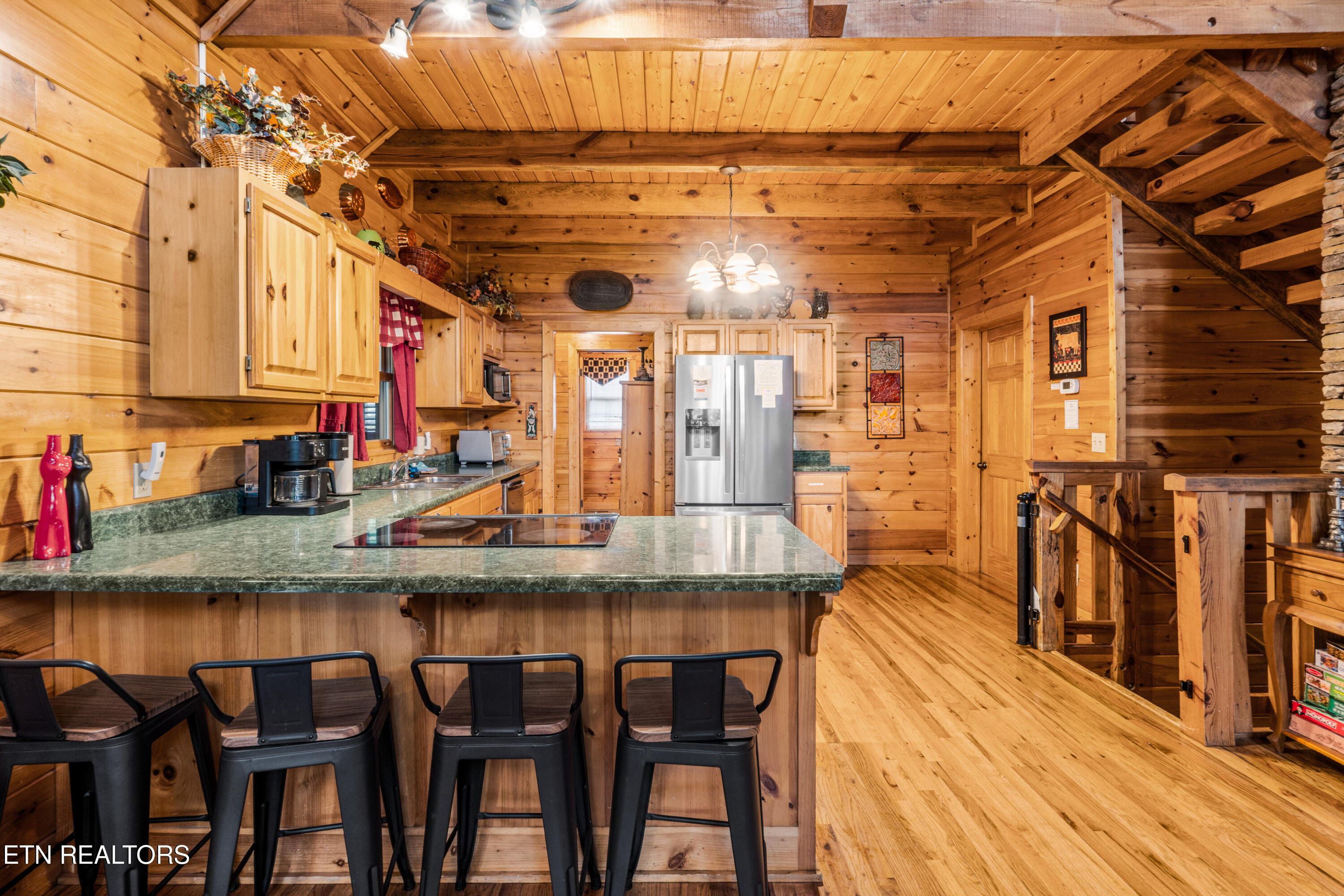 2810 Ridge Creek Circle Sevierville TN 37876
