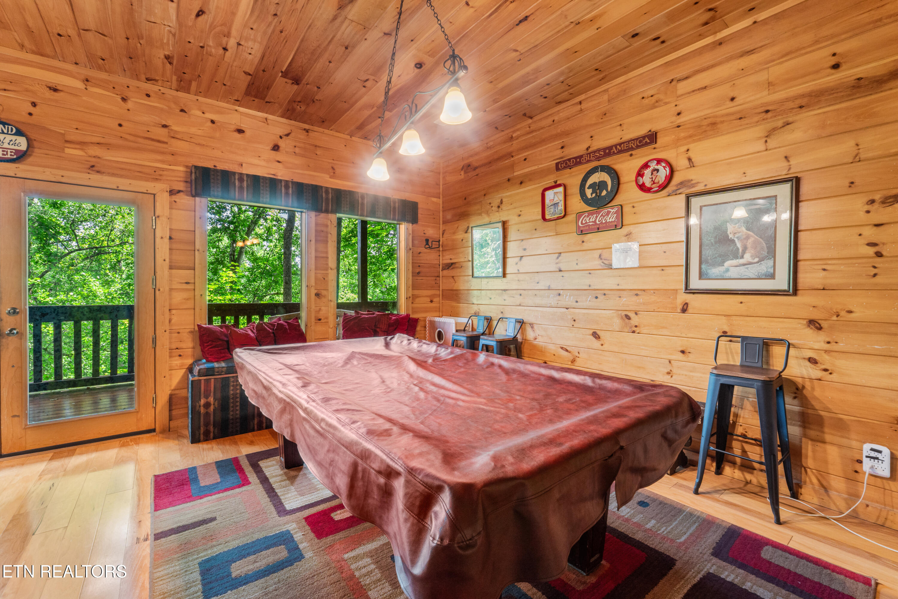 2810 Ridge Creek Circle Sevierville TN 37876
