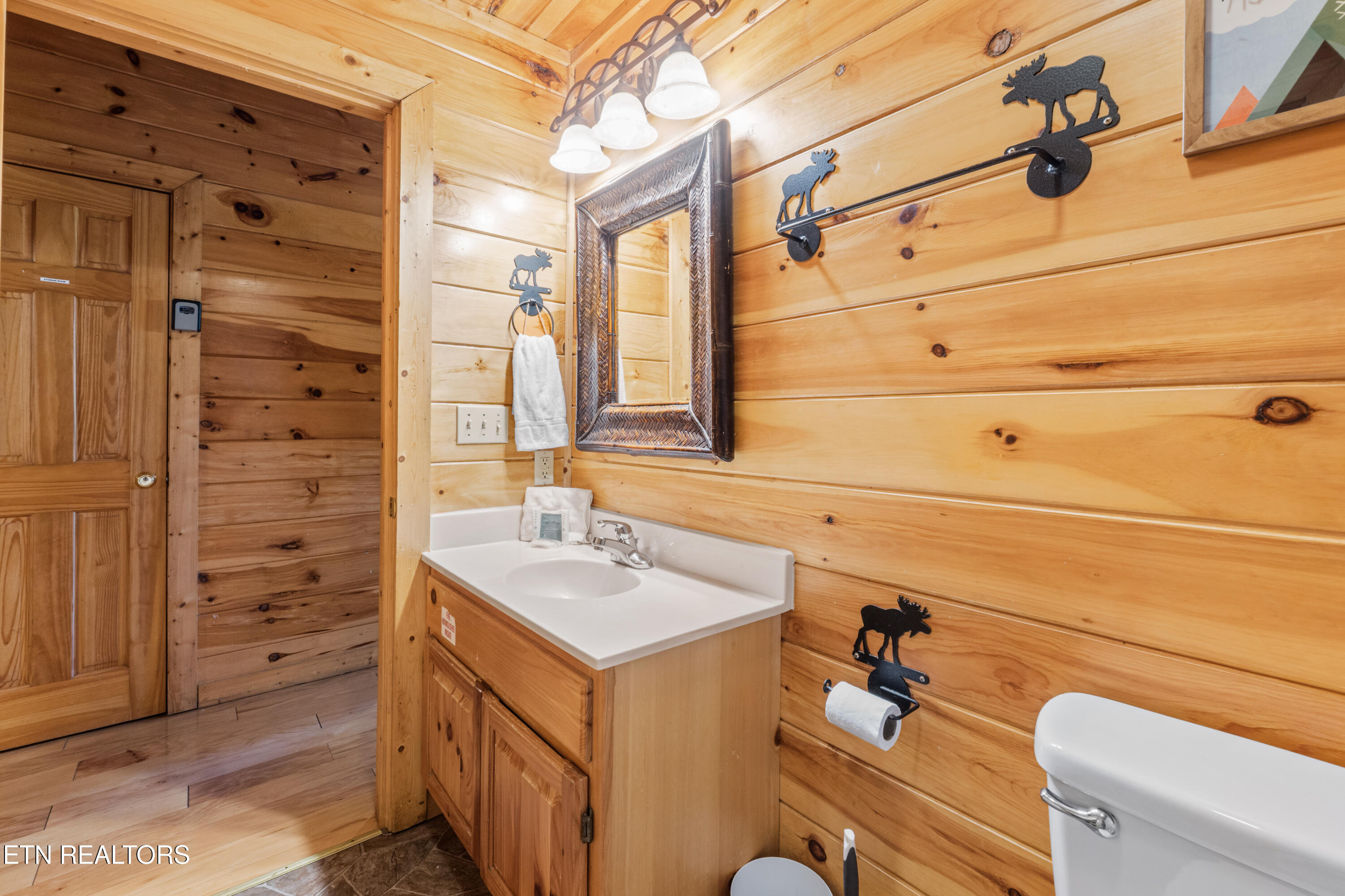 2810 Ridge Creek Circle Sevierville TN 37876