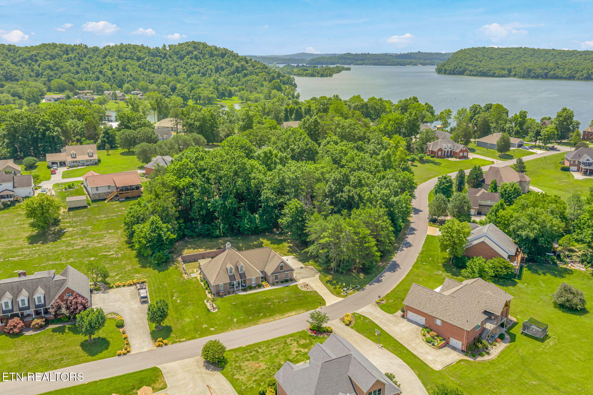 159 Bradford Village Way Kingston TN 37763