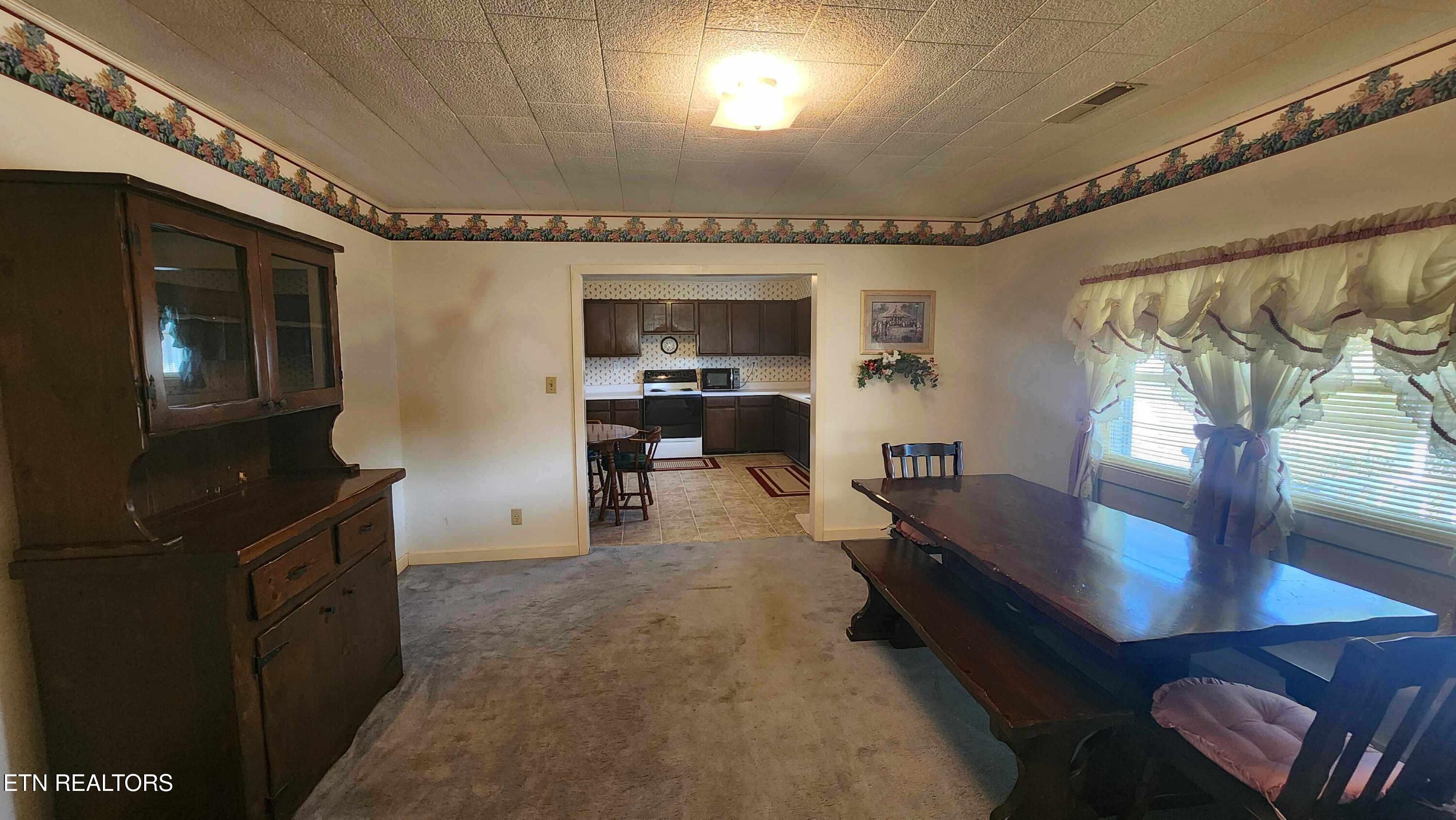 214 Don't Care Lane Celina TN 38551