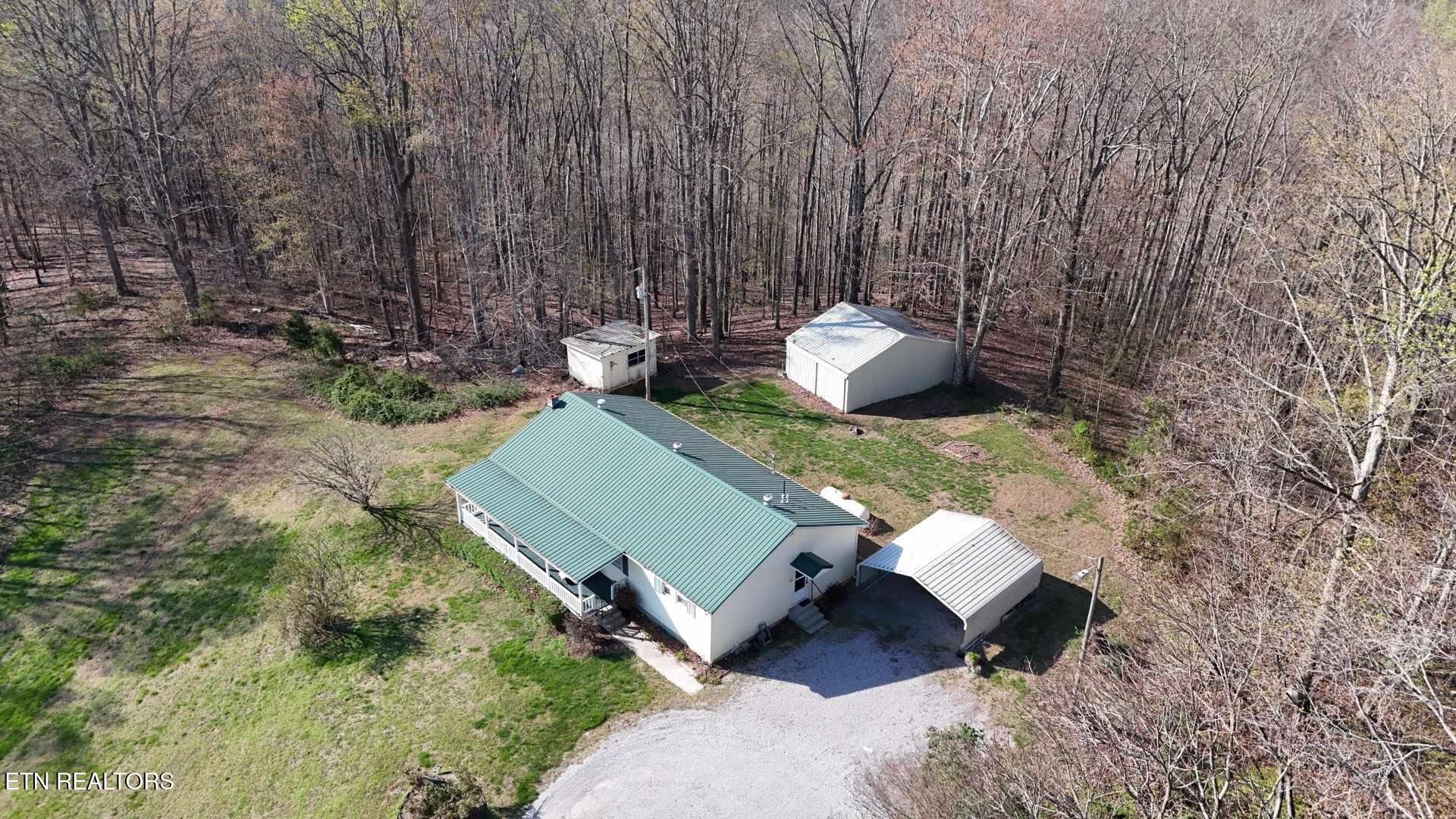 214 Don't Care Lane Celina TN 38551