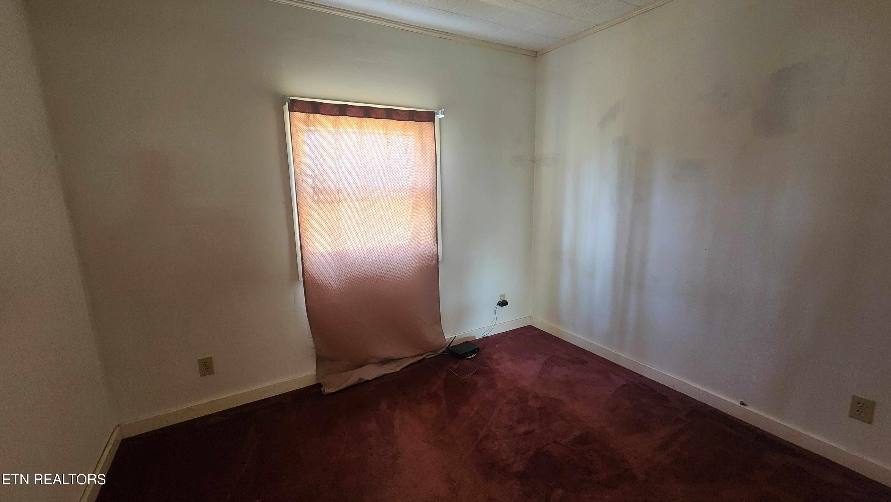 214 Don't Care Lane Celina TN 38551