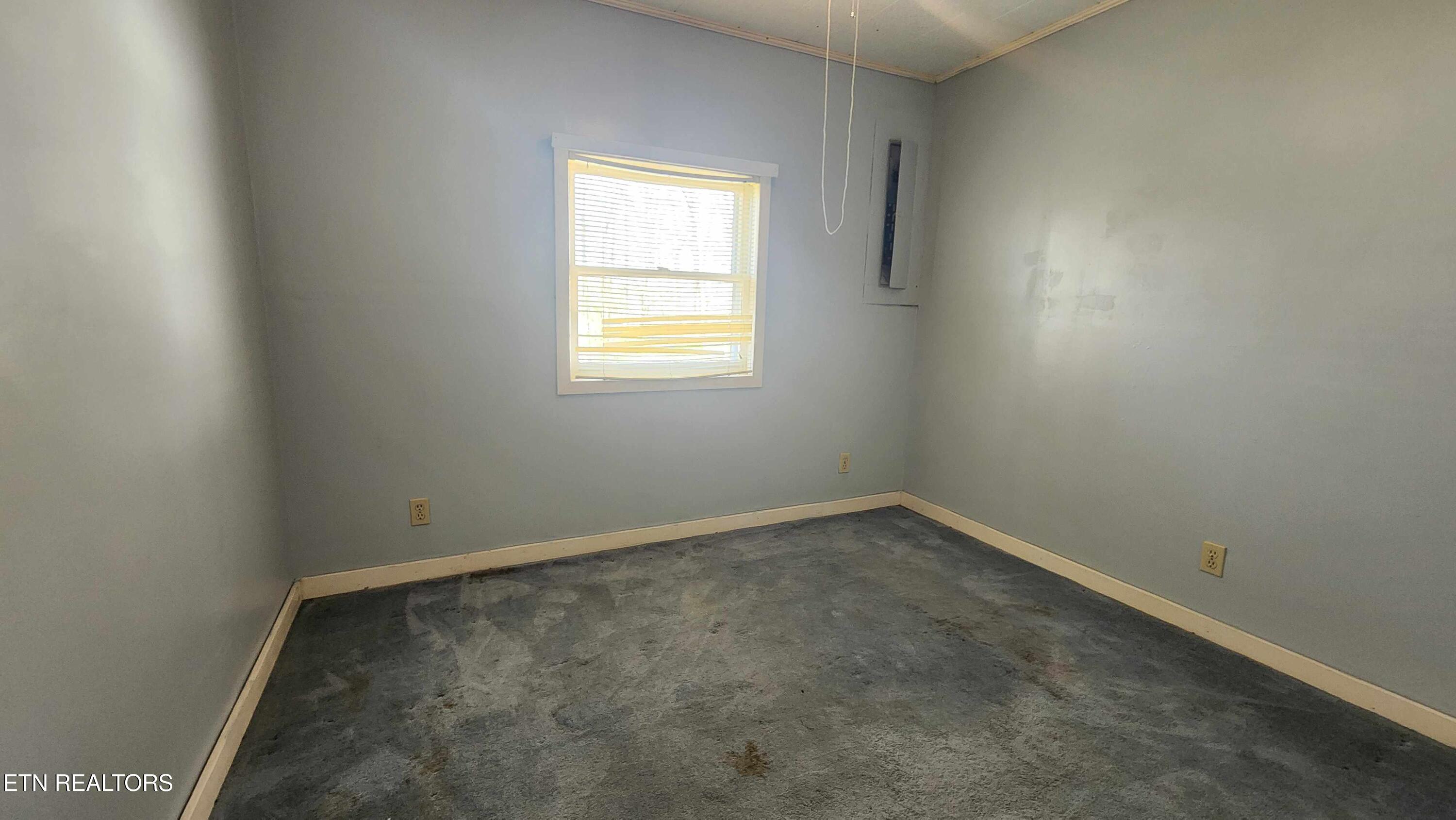 214 Don't Care Lane Celina TN 38551