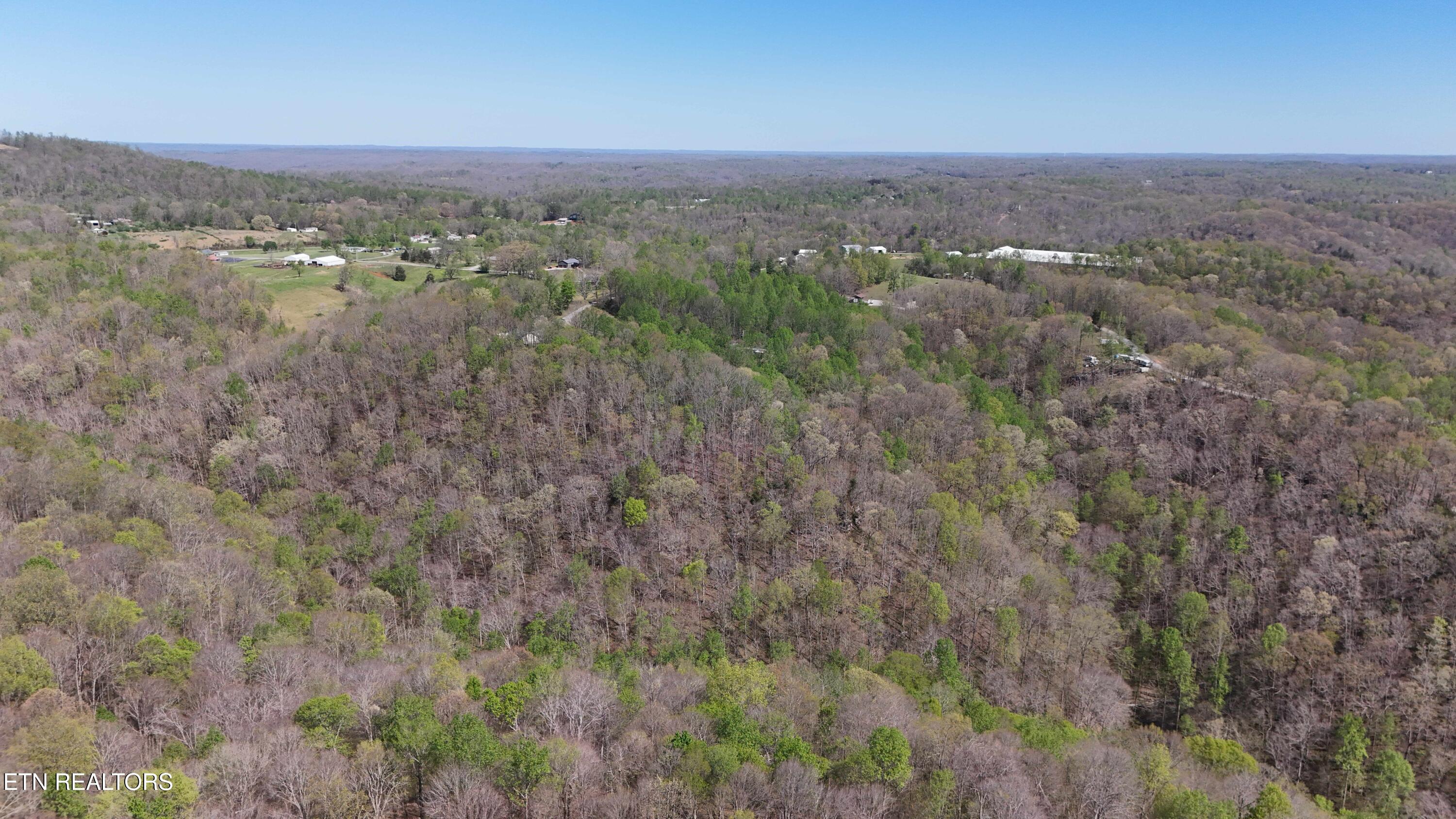 214 Don't Care Lane Celina TN 38551