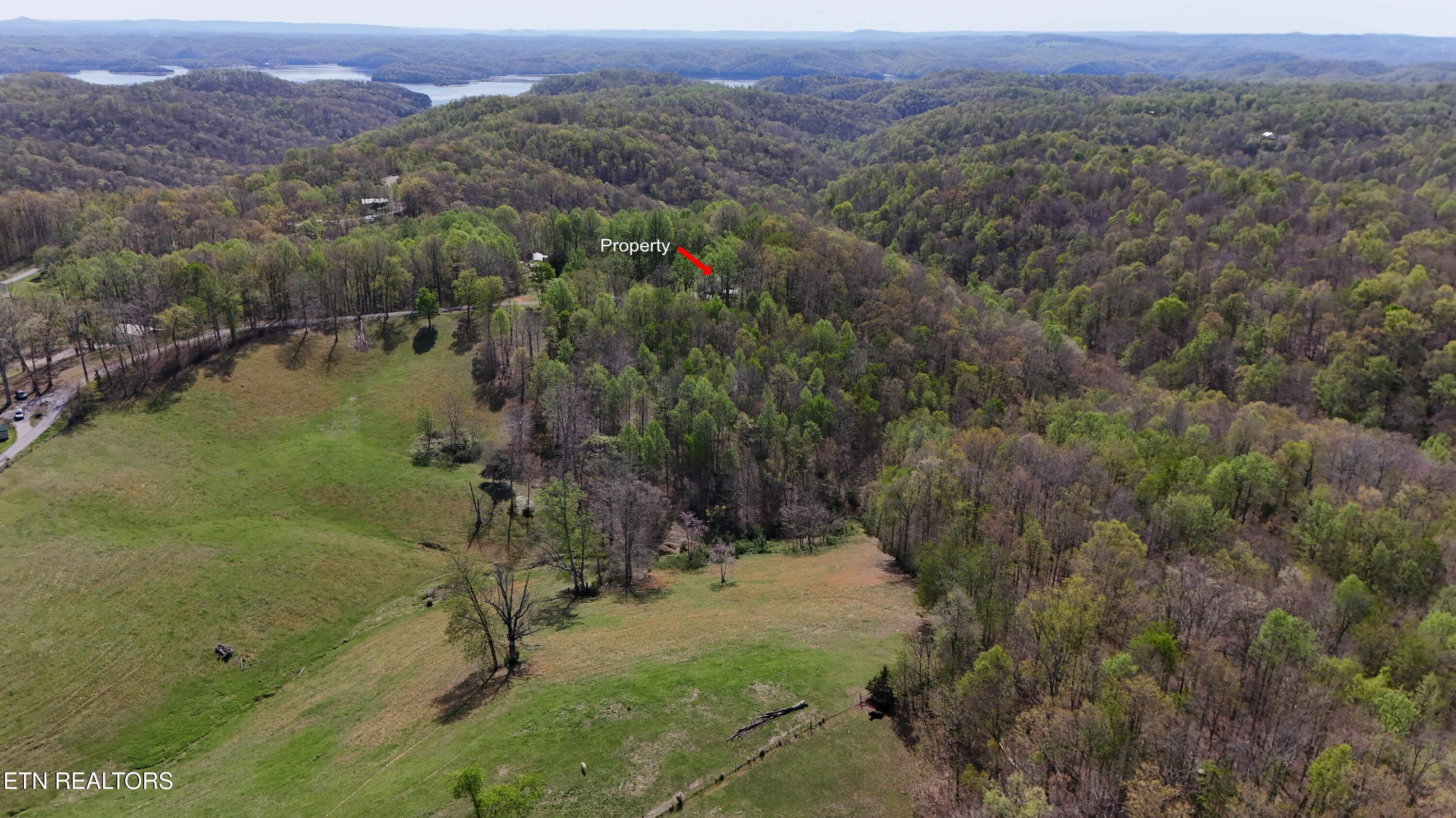 214 Don't Care Lane Celina TN 38551