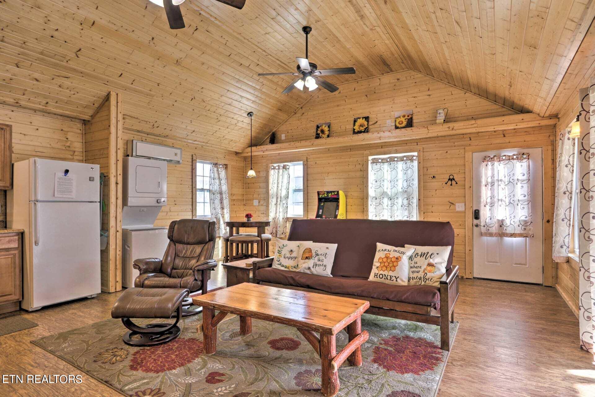 4258 Old Walland Highway Walland TN 37886