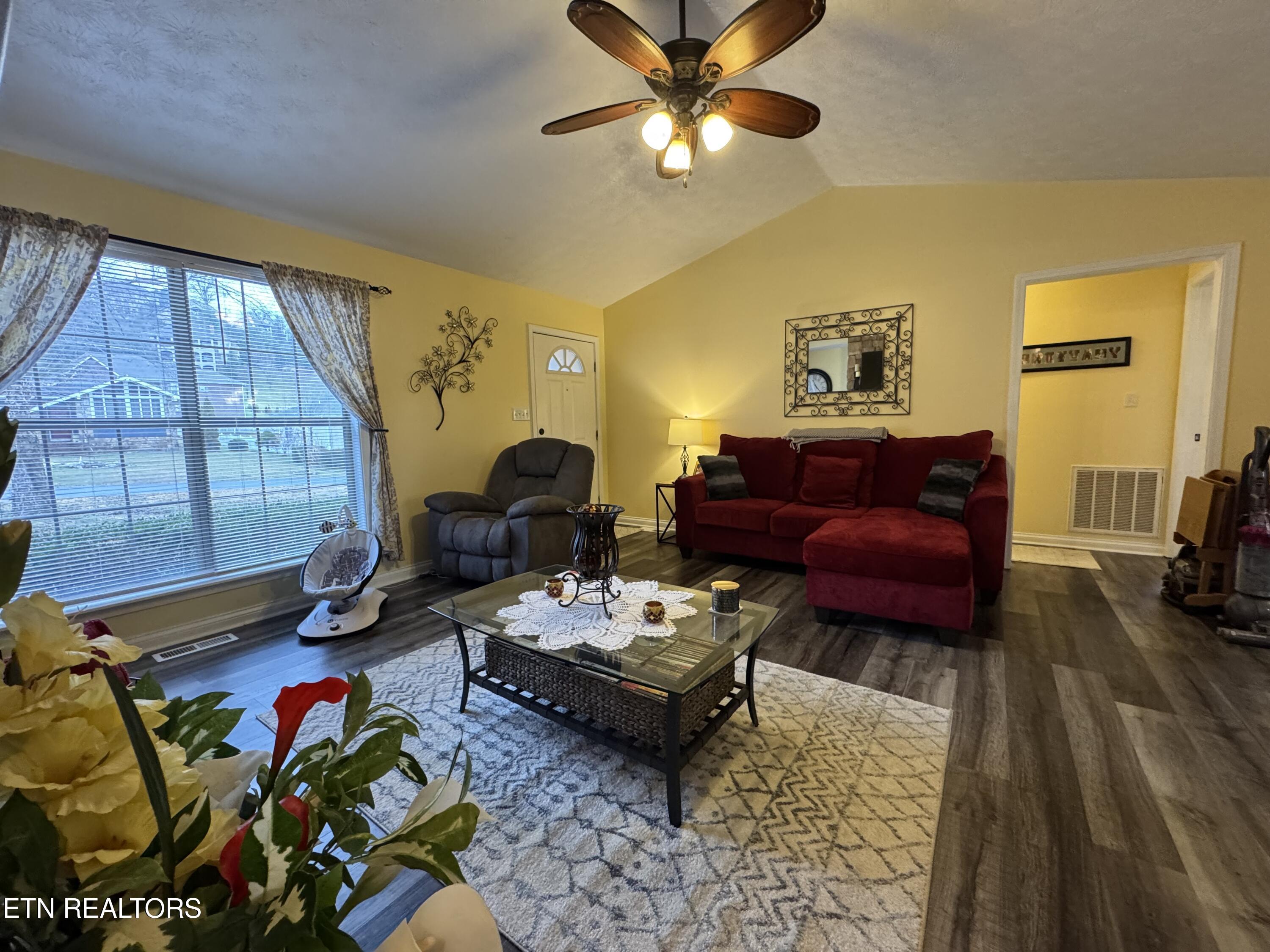 628 Broadview Drive Sevierville TN 37862