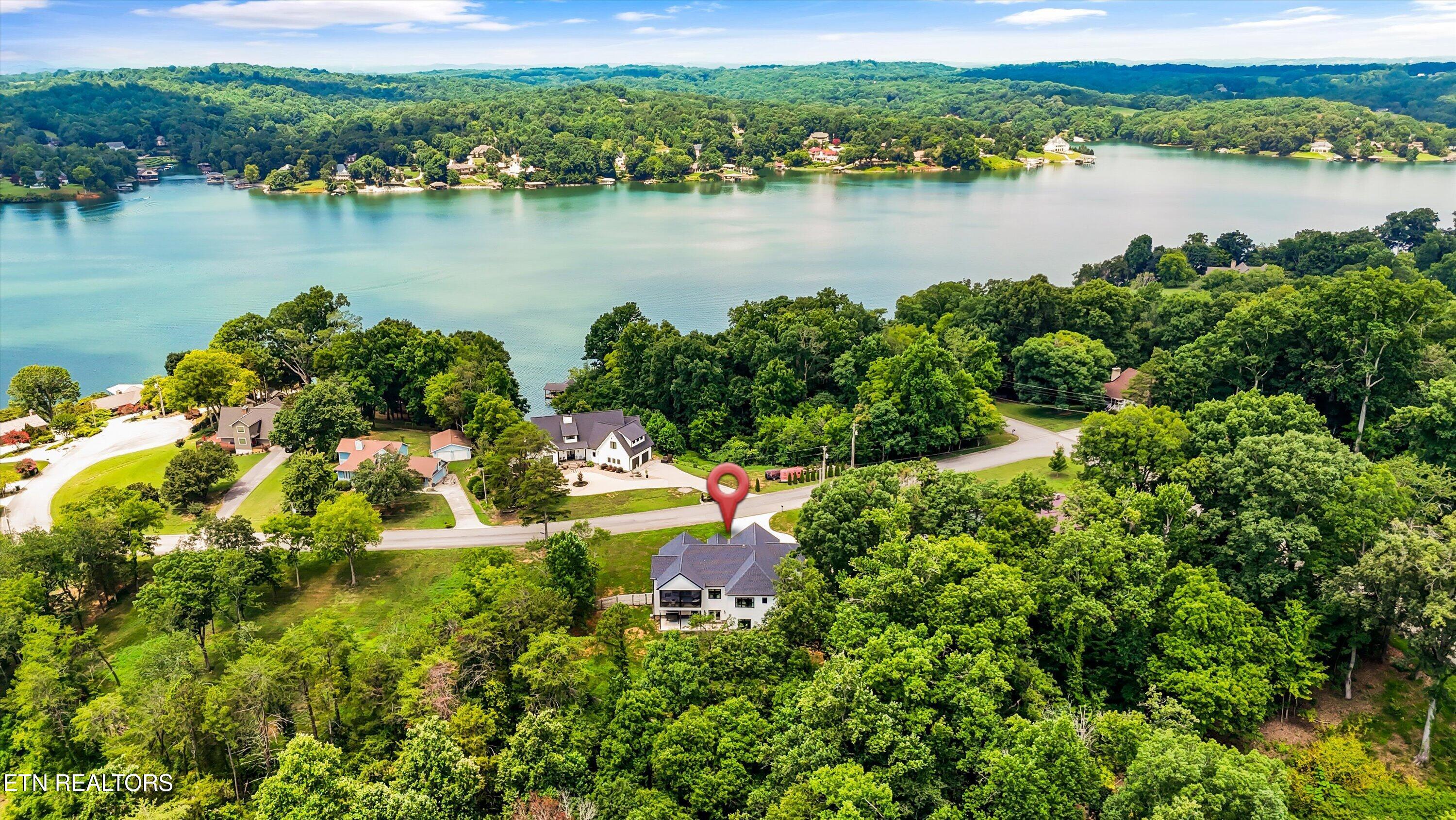 734 Lake Vista Drive Friendsville TN 37737