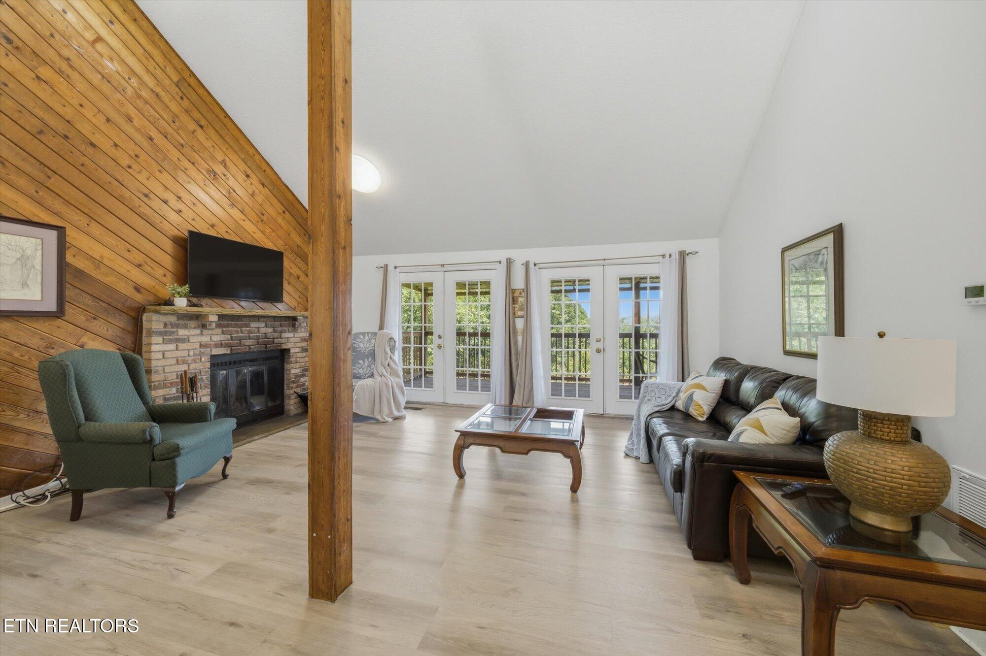 1846 Blue Tick Way Sevierville TN 37876