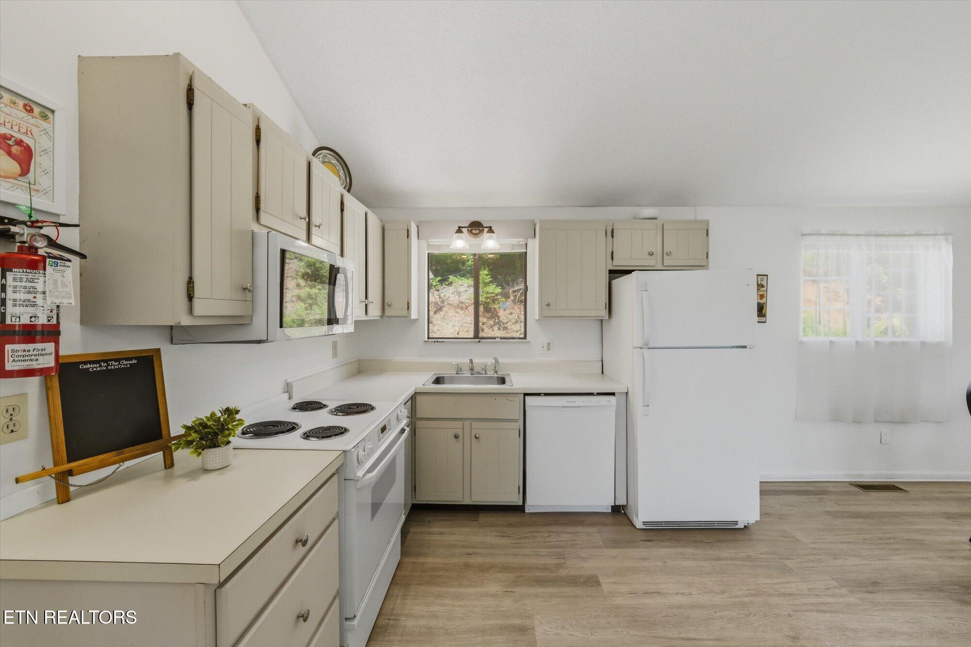 1846 Blue Tick Way Sevierville TN 37876
