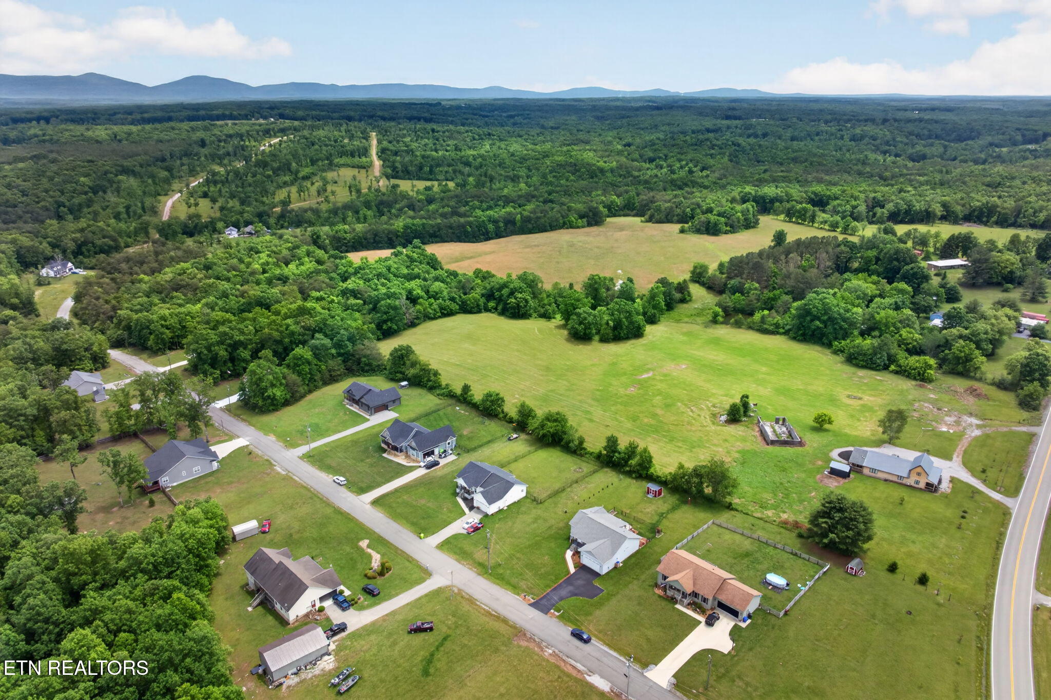64 Perry Creek Drive Crossville TN 38572