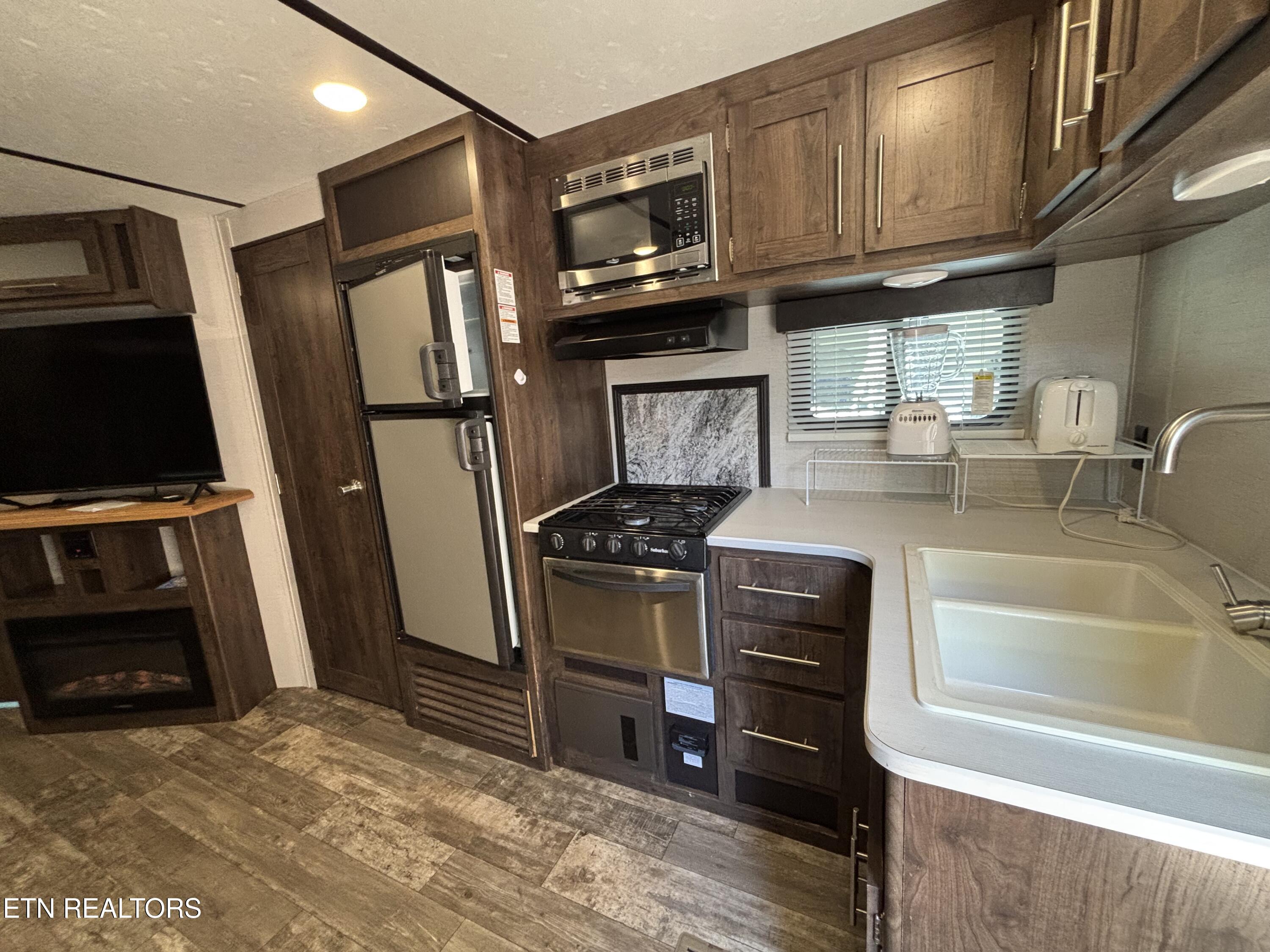 50 Sioux Trail Crossville TN 38572