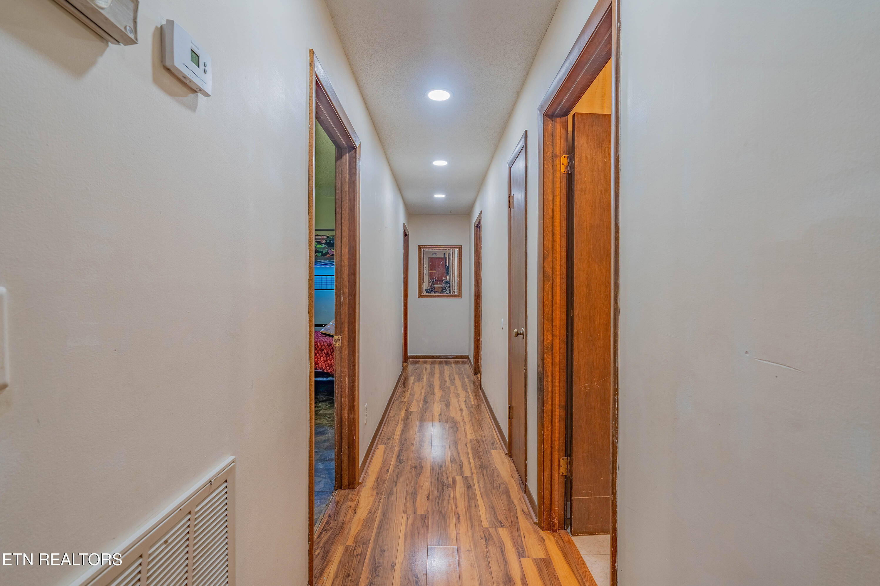 1623 Bluff Road Harriman TN 37748