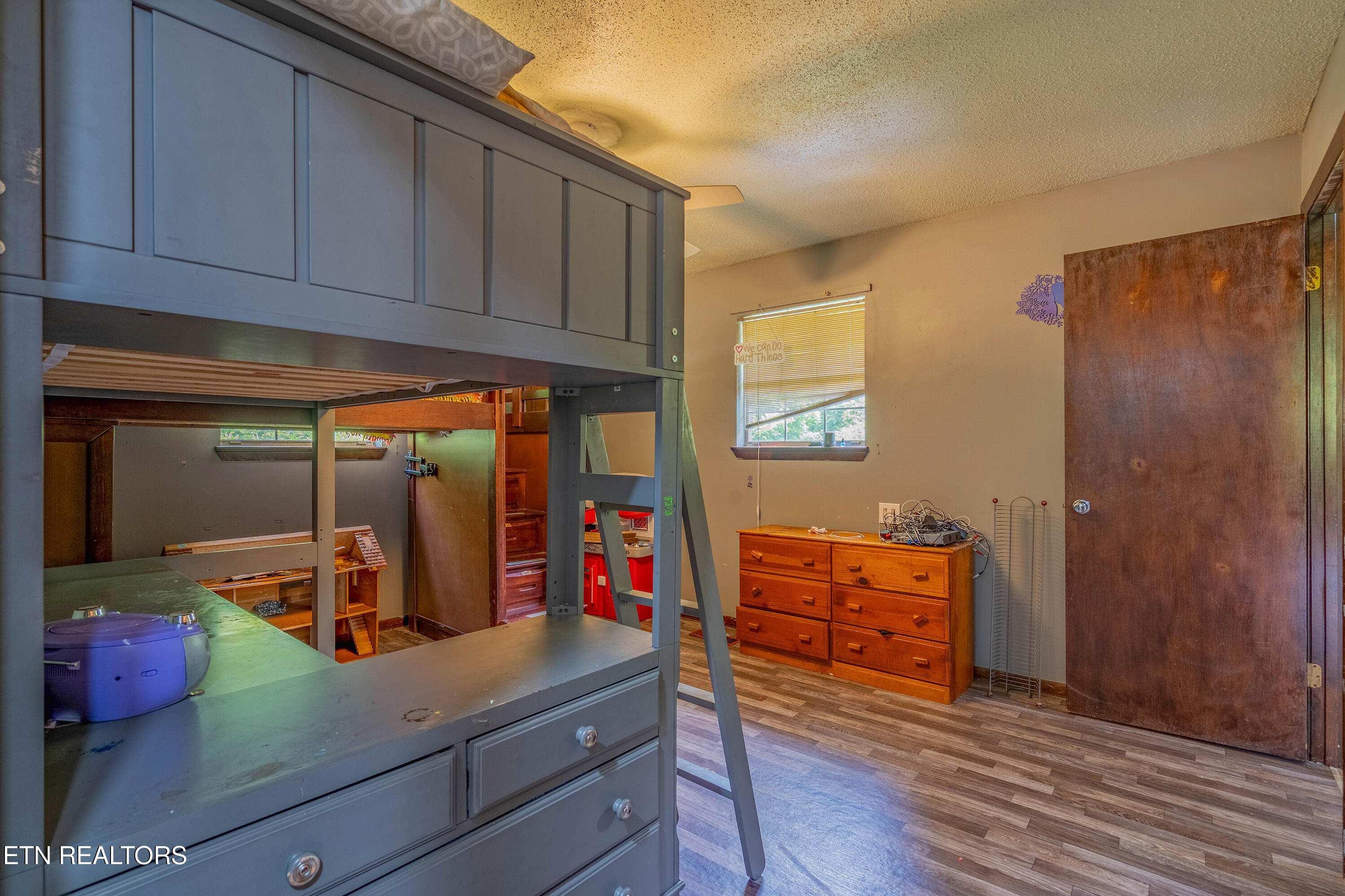 1623 Bluff Road Harriman TN 37748