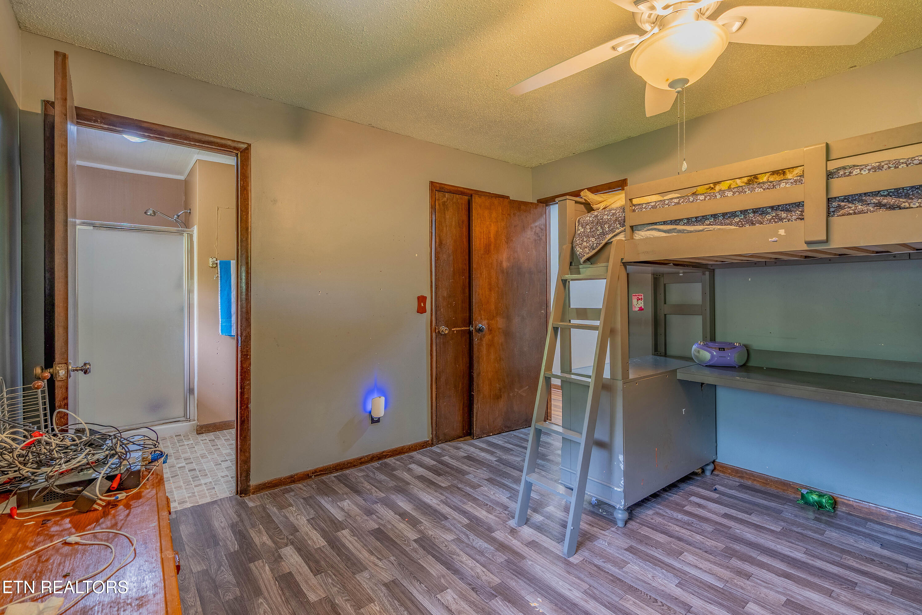 1623 Bluff Road Harriman TN 37748
