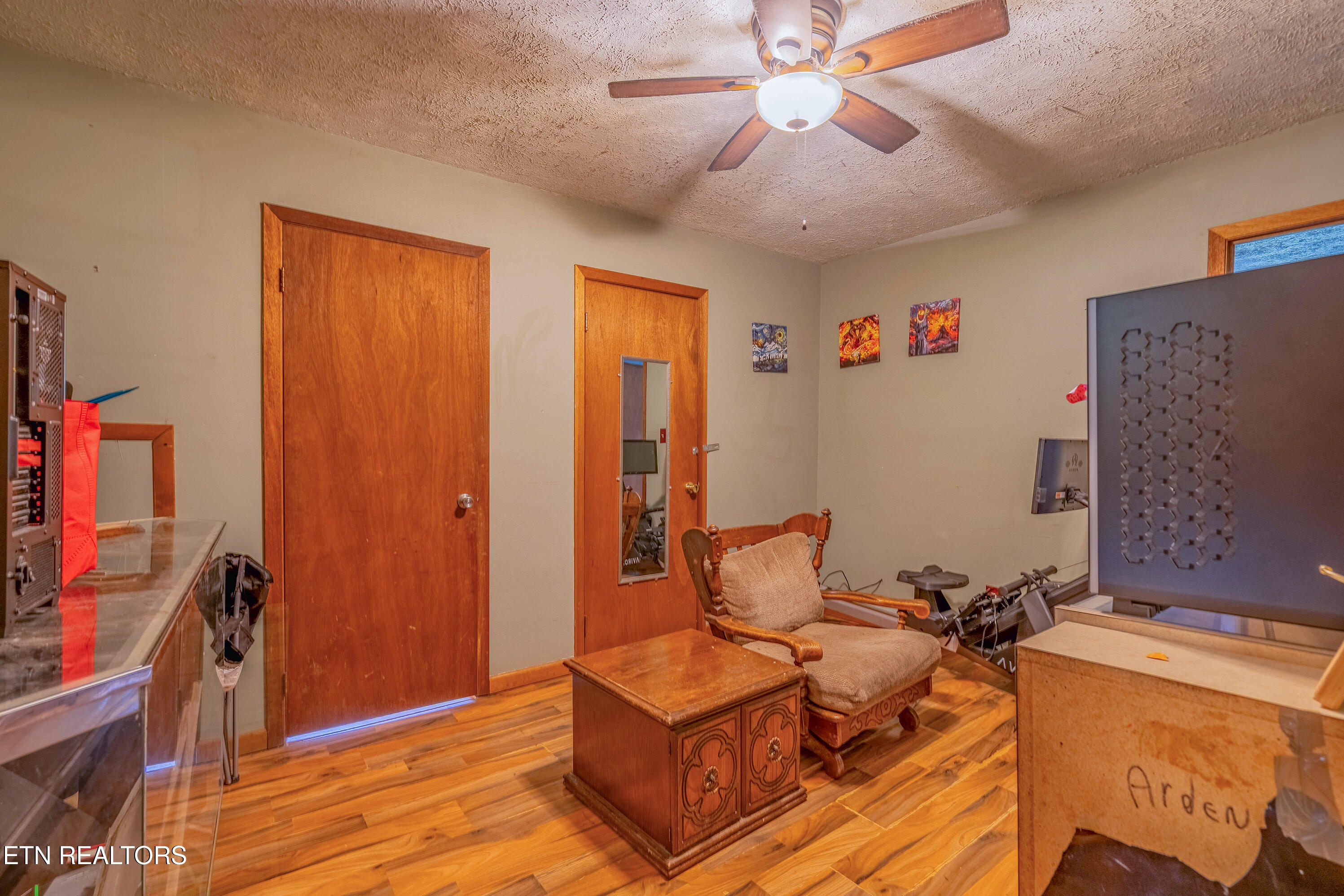 1623 Bluff Road Harriman TN 37748