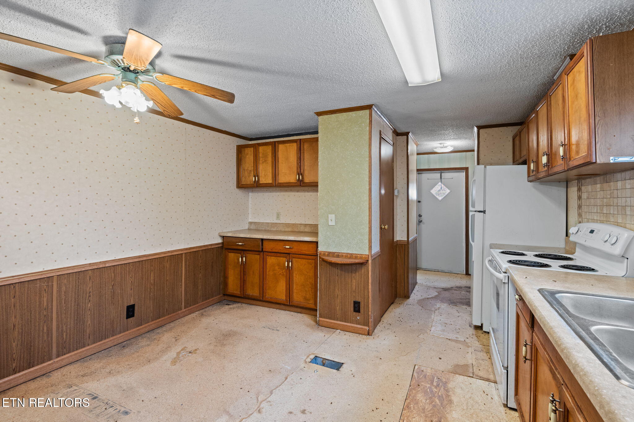 209 Harolds Tazewell TN 37879