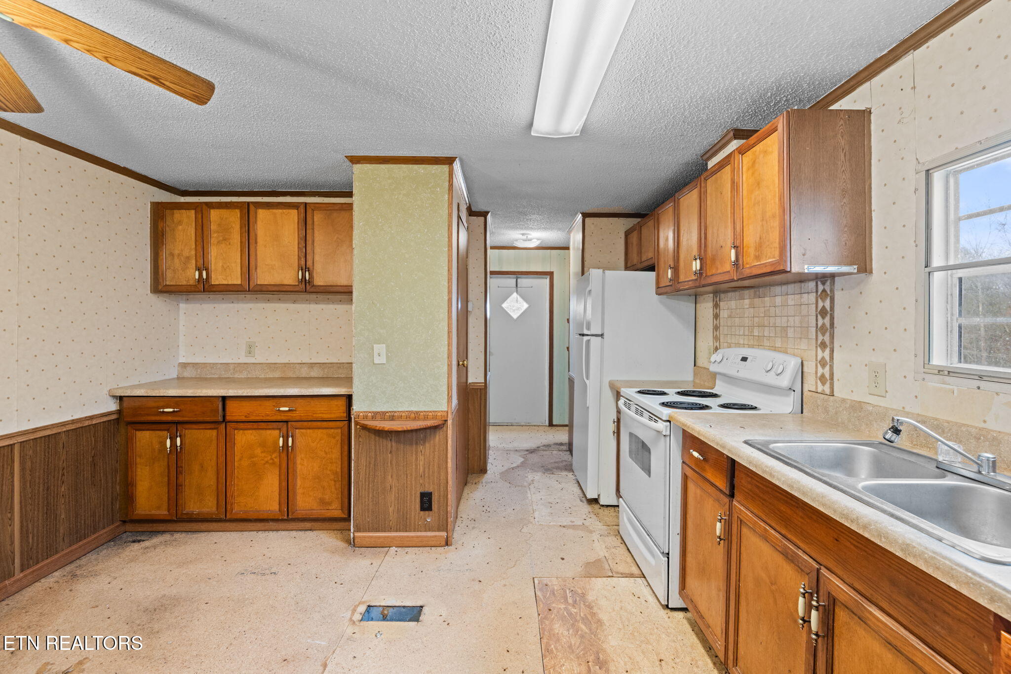 209 Harolds Tazewell TN 37879