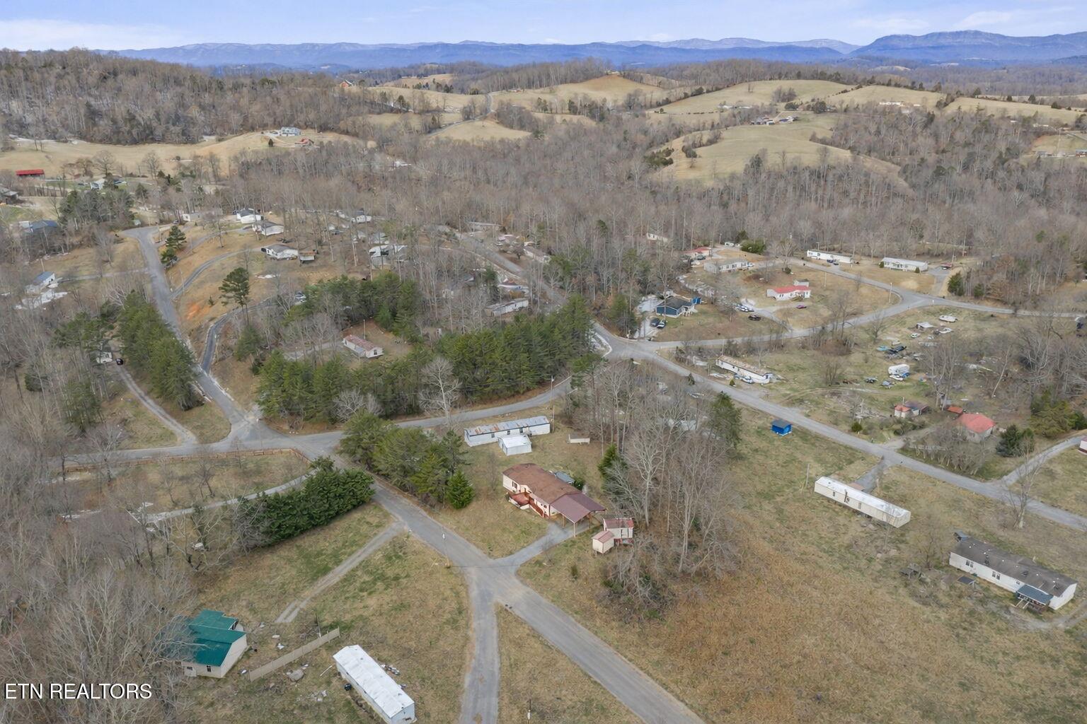 209 Harolds Tazewell TN 37879