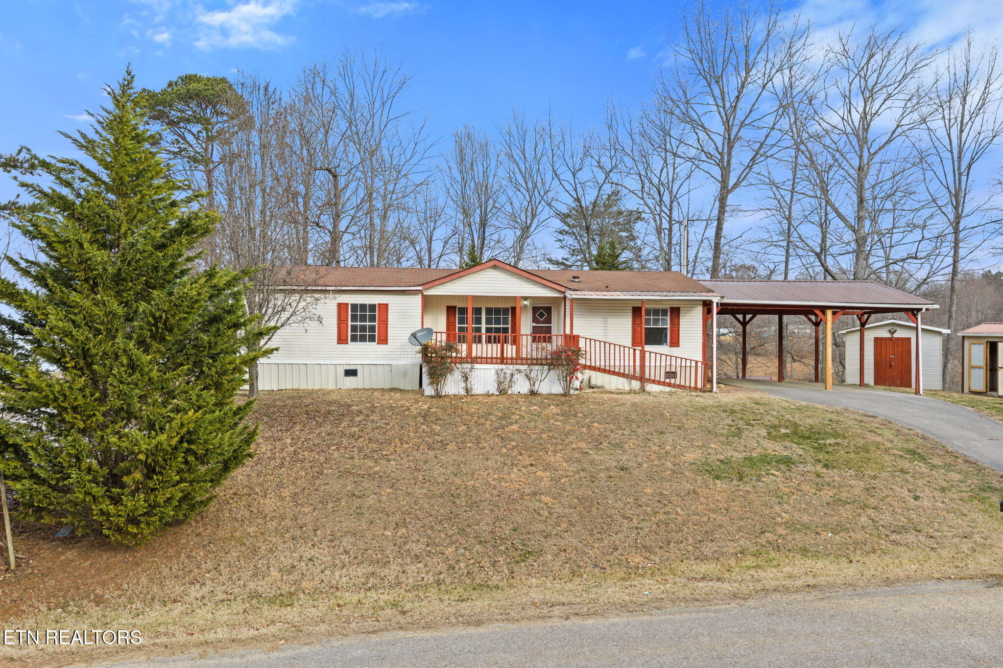 209 Harolds Tazewell TN 37879