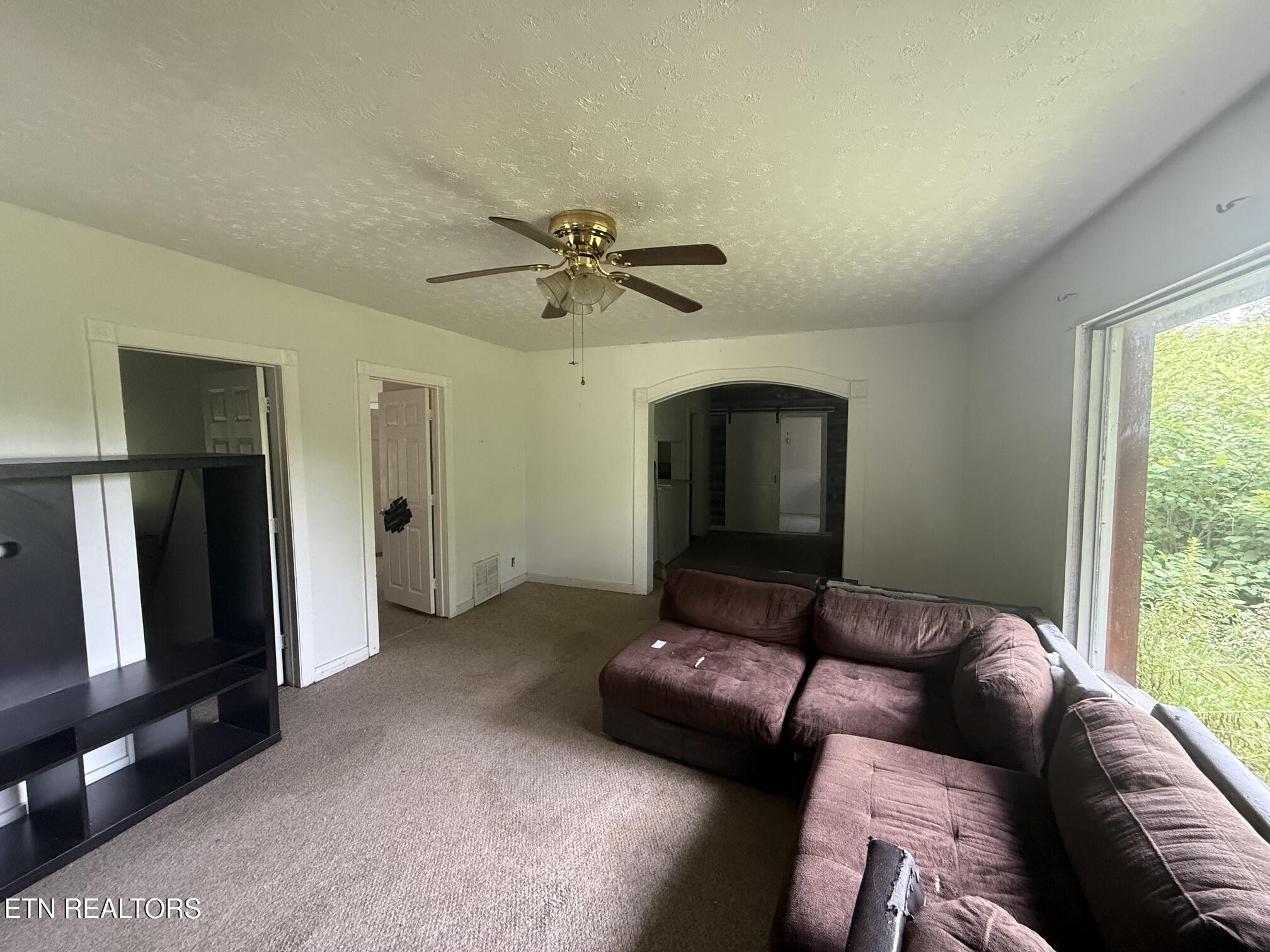 94 Ashburn Drive Rockwood TN 37854