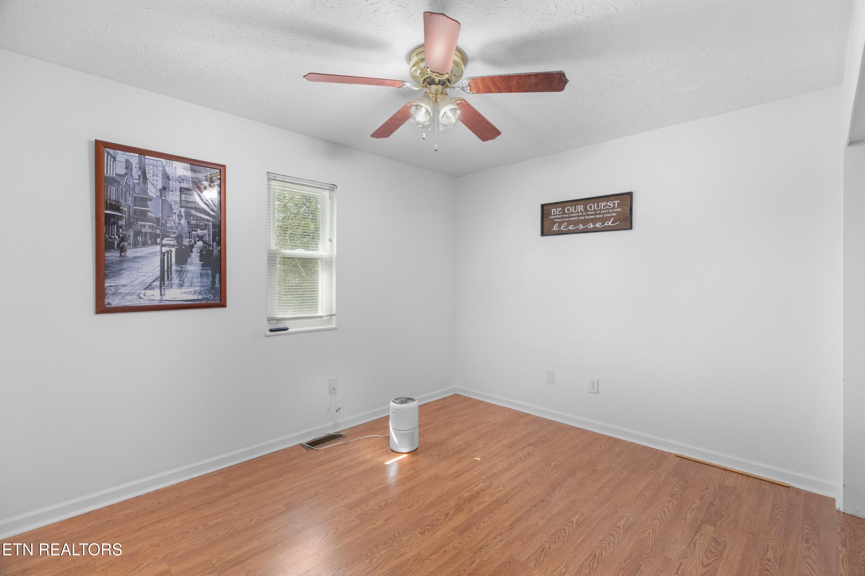 312 Economy Circle Dandridge TN 37725