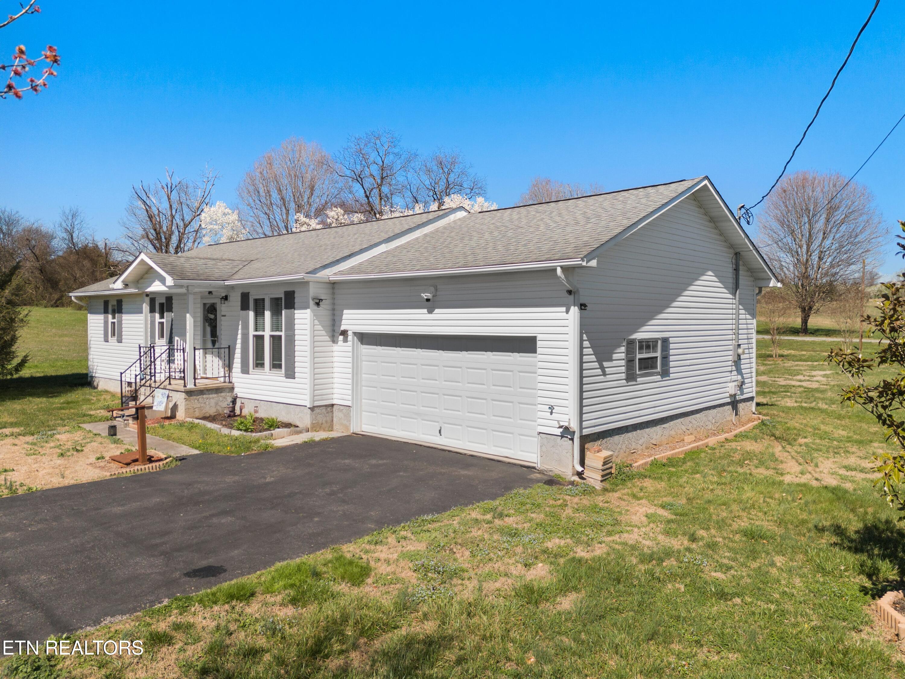 312 Economy Circle Dandridge TN 37725