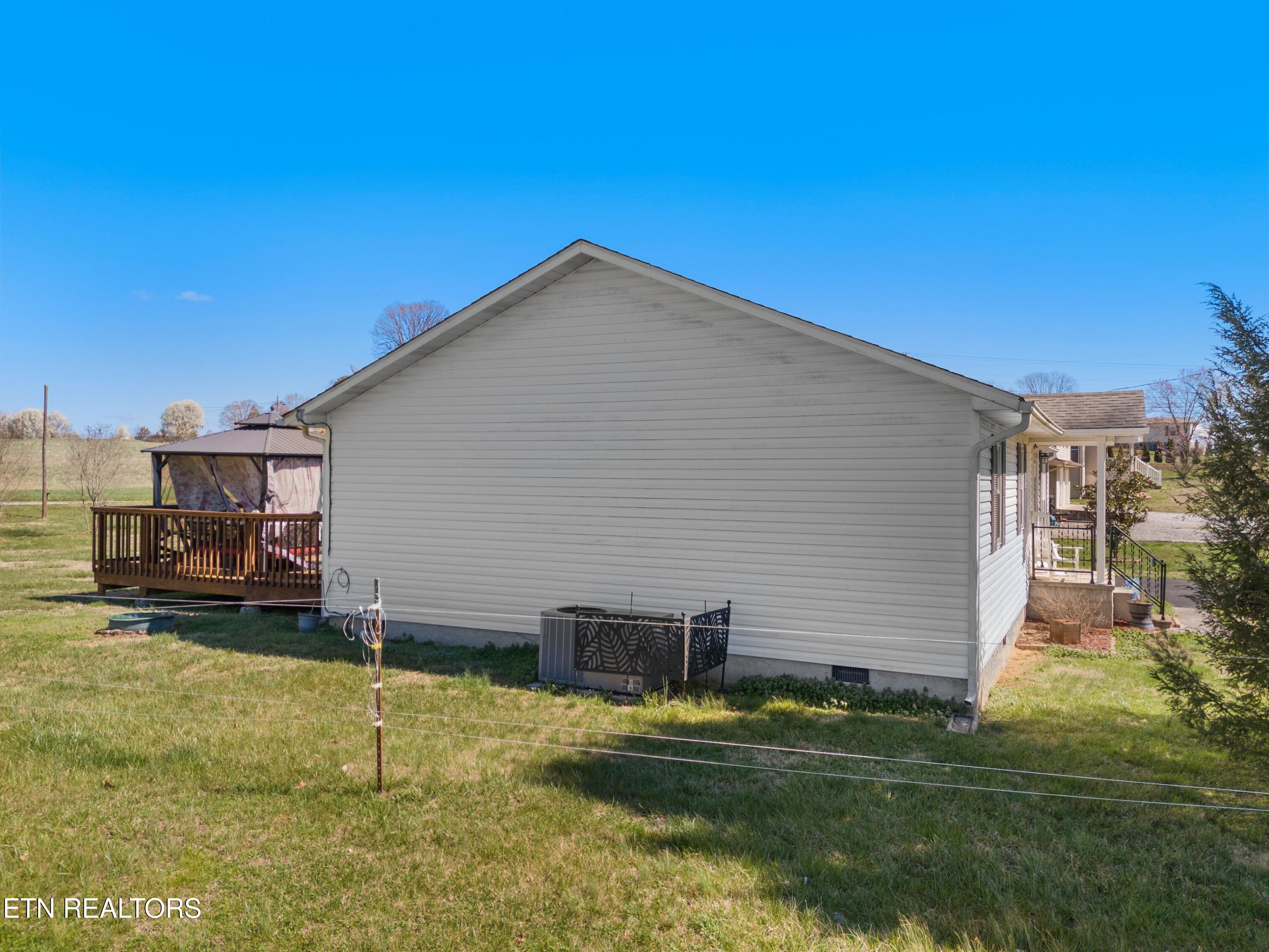 312 Economy Circle Dandridge TN 37725