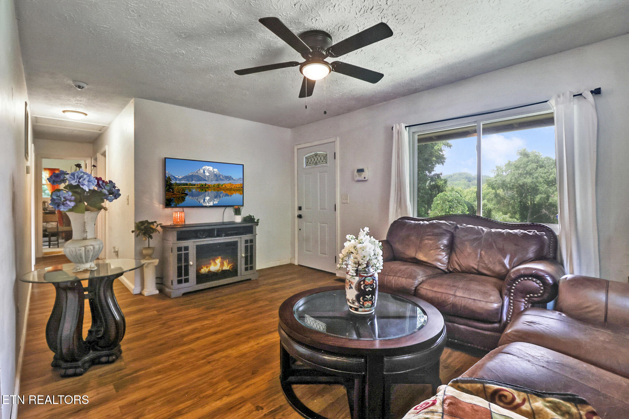 3225 W Wolf Valley Road Clinton TN 37716