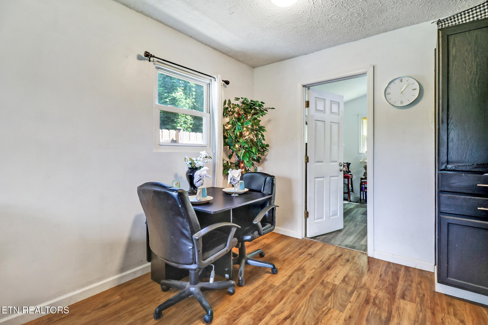 3225 W Wolf Valley Road Clinton TN 37716