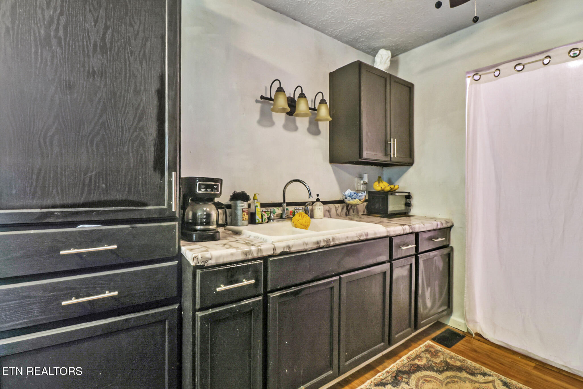 3225 W Wolf Valley Road Clinton TN 37716