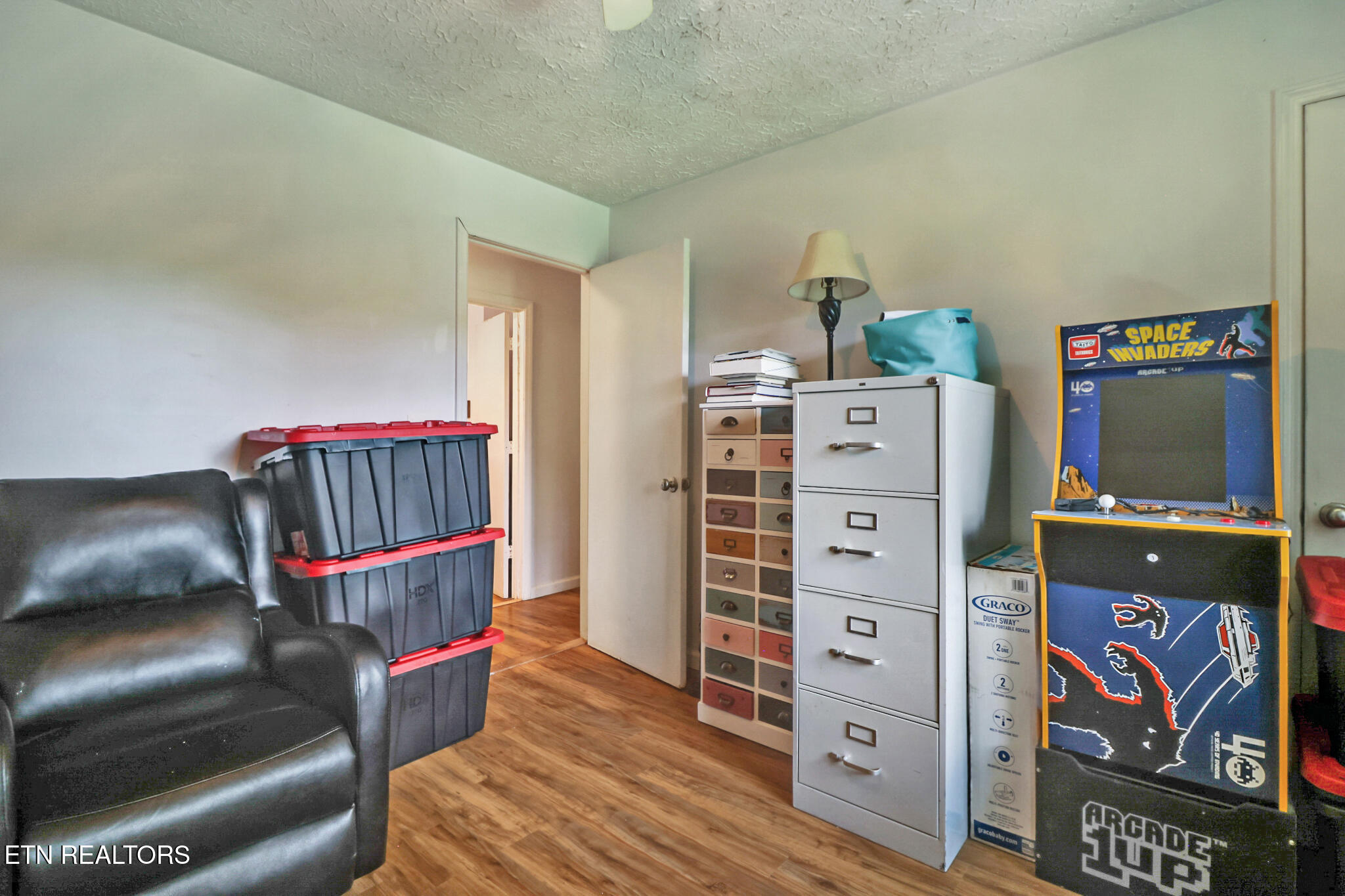 3225 W Wolf Valley Road Clinton TN 37716