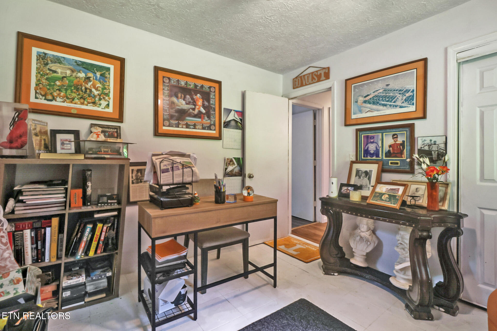 3225 W Wolf Valley Road Clinton TN 37716