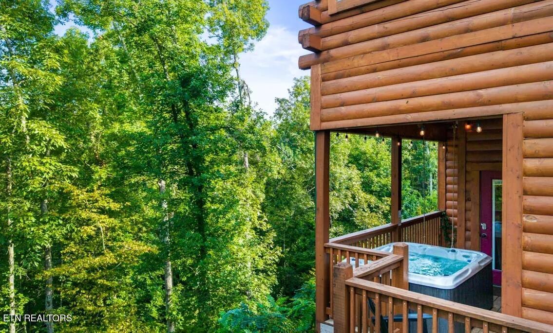 2225 Wingspan Drive Sevierville TN 37876