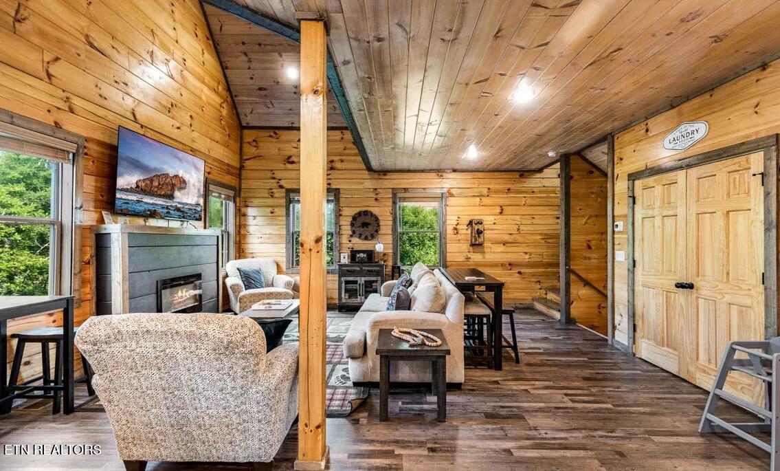 2225 Wingspan Drive Sevierville TN 37876