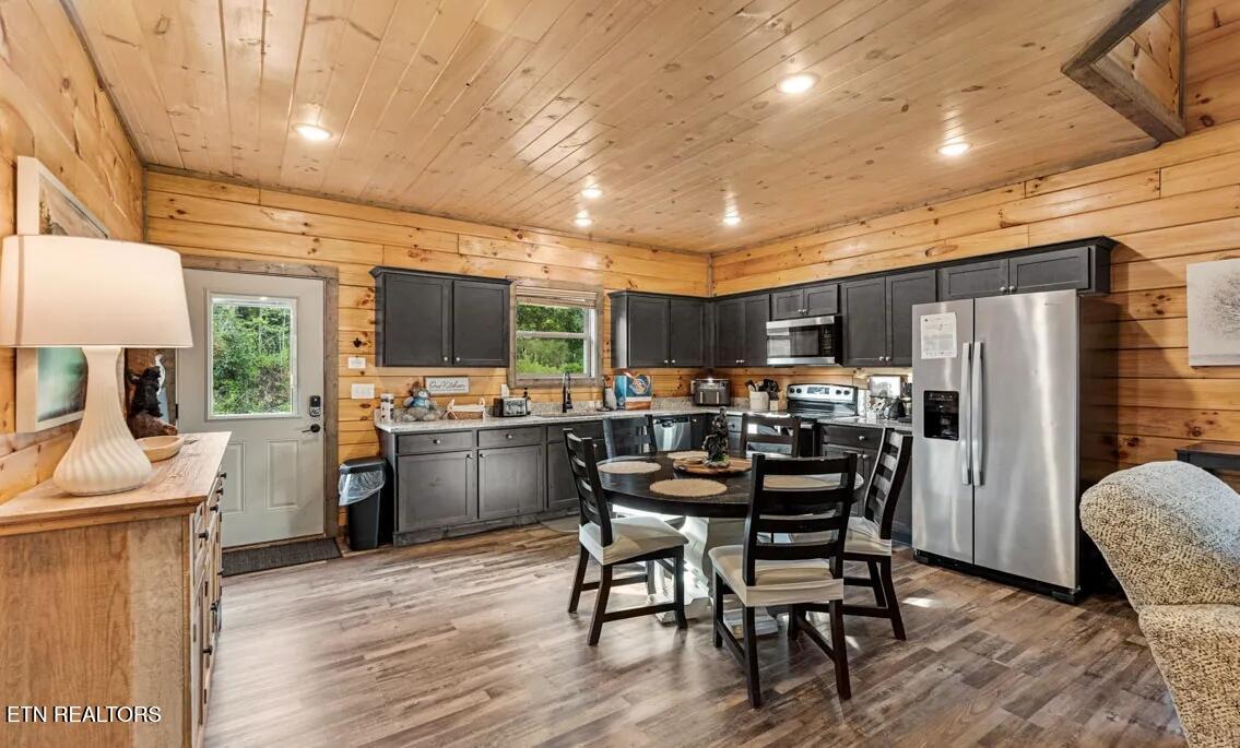 2225 Wingspan Drive Sevierville TN 37876