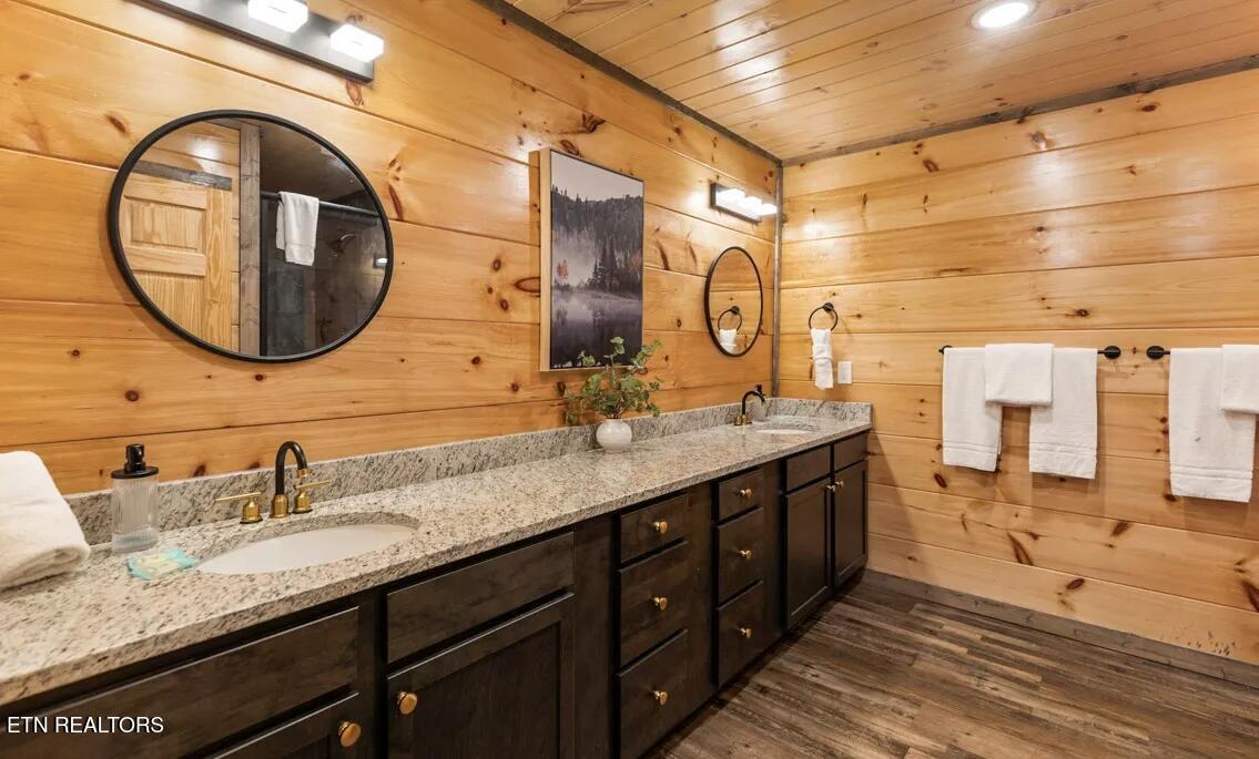 2225 Wingspan Drive Sevierville TN 37876