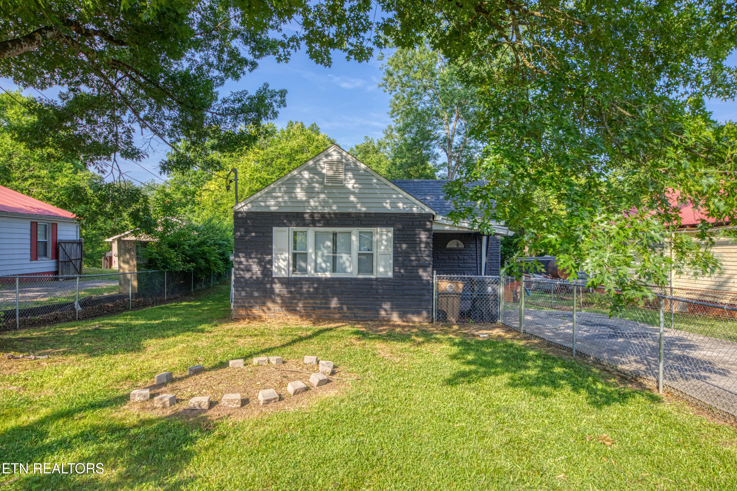 4621 Freund Street Knoxville TN 37920