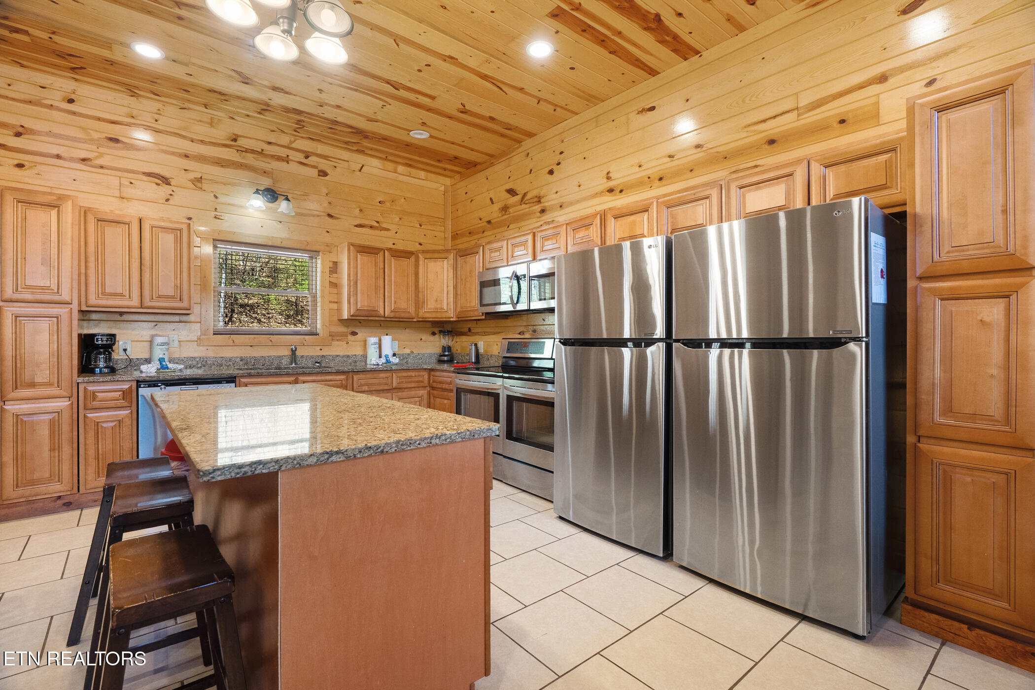 4355 Forest Ridge Way Pigeon Forge TN 37863