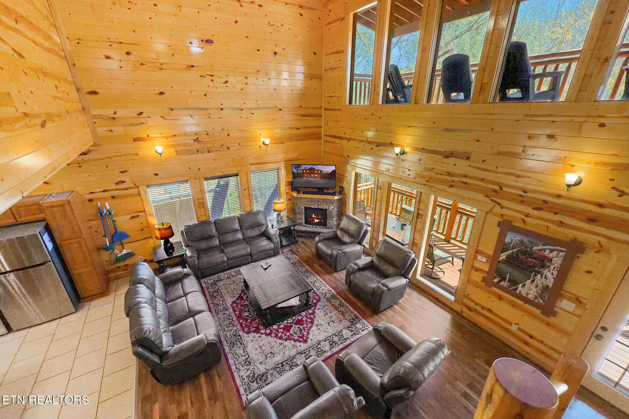 4355 Forest Ridge Way Pigeon Forge TN 37863